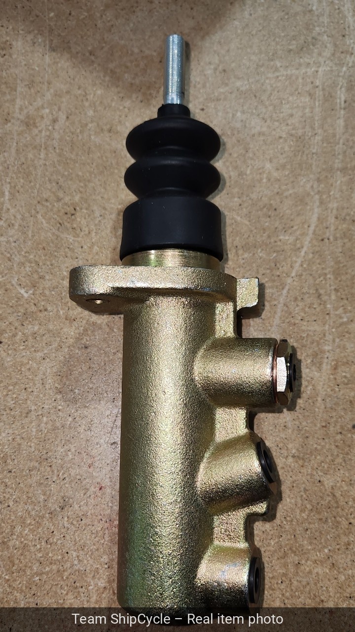 Brake Master Cylinder for Massey Ferguson Tractor 365 375 390 393 361478 G1N