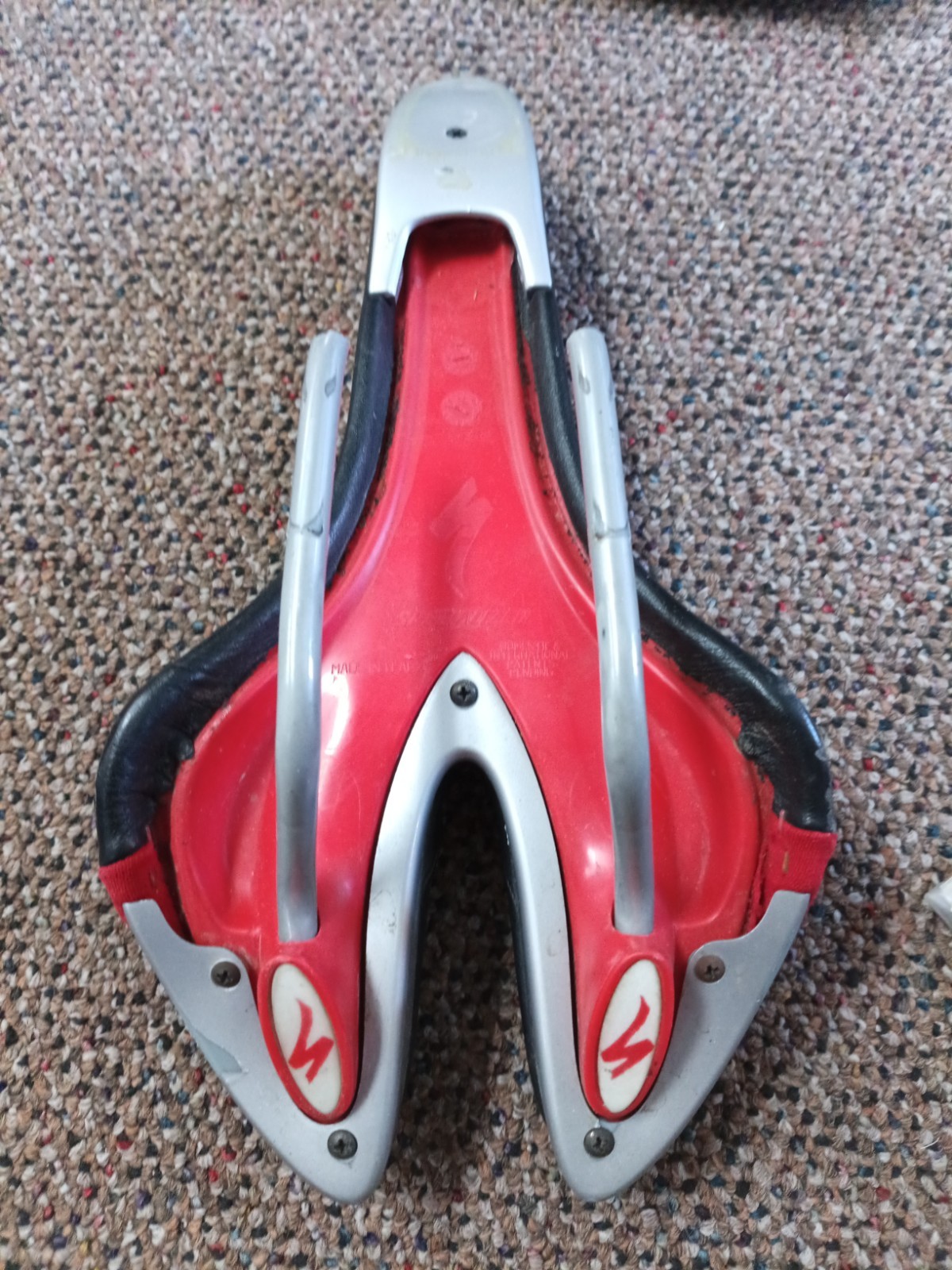 Specialized Body Geometry Saddle- Manganese Rails.Used