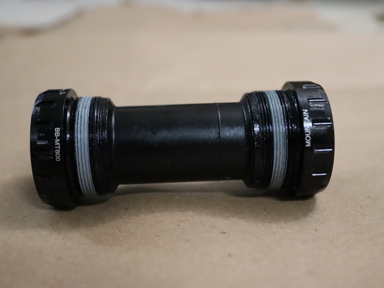 Shimano DEORE XT FC-M8100-1 Crankset with bottom bracket