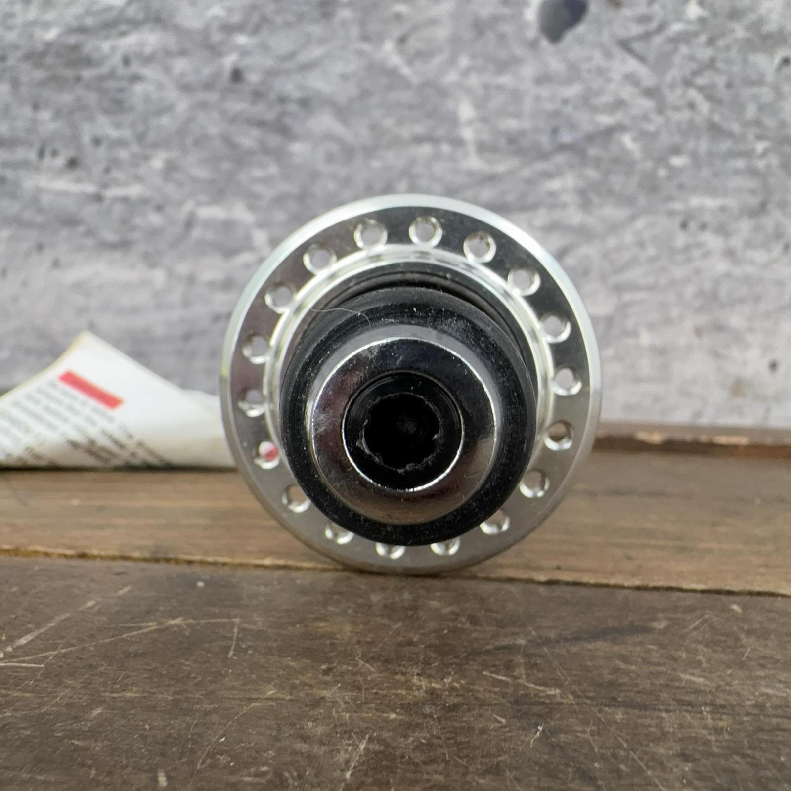 Vintage Suntour XC Pro Front Hub 36H NOS 100mm QR WTB Grease Guard Skewer MTB