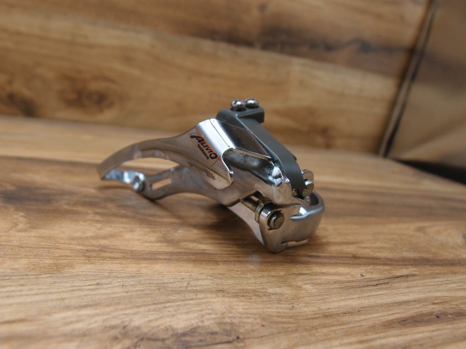 1995 MTB front derailleur Shimano Alivio FD-MC14 VIA Japan top pull 28.6 mm