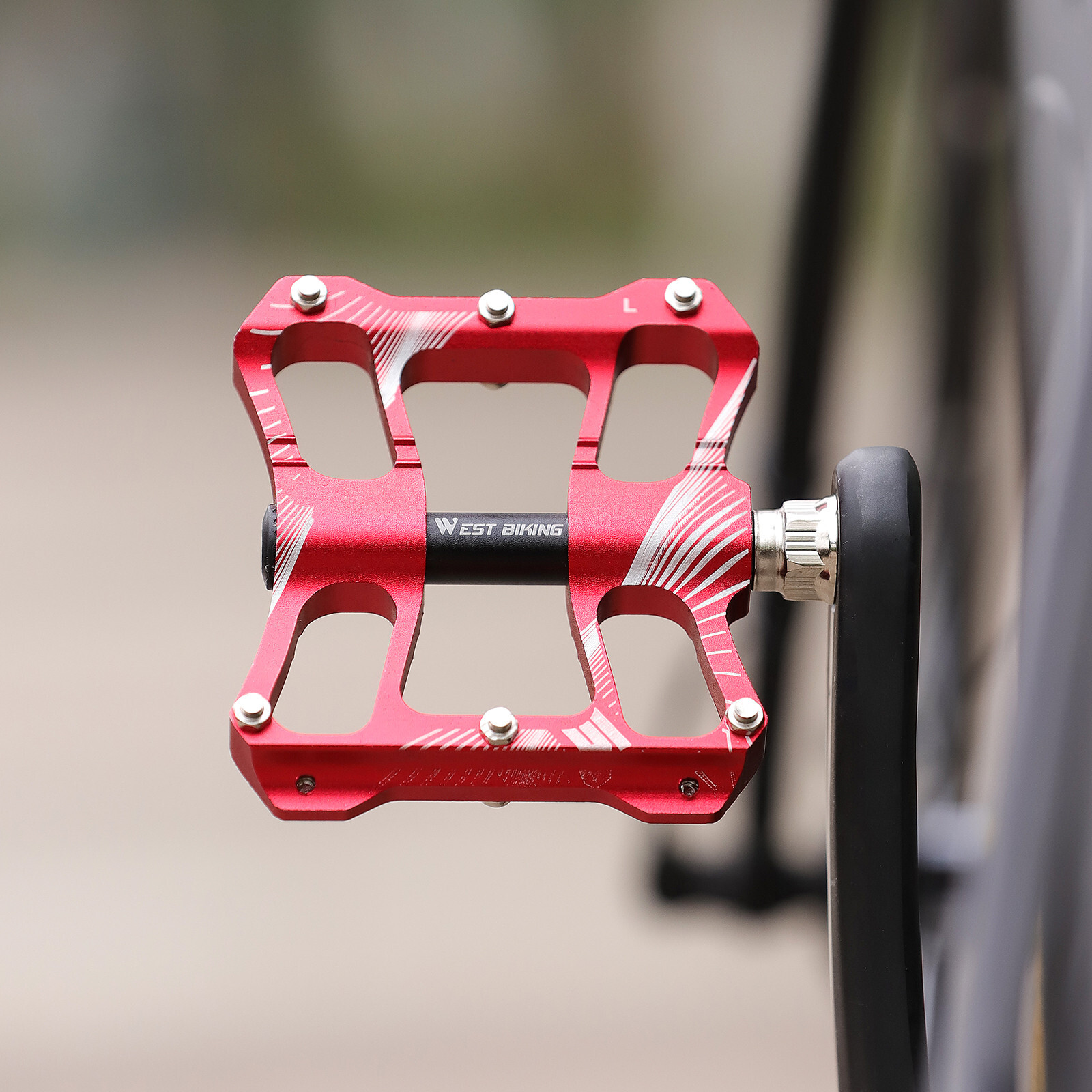 WEST BIKING 2 Sealed Bearings Bicycle Pedals Aluminum Alloy Bike Flat Pedals Red
