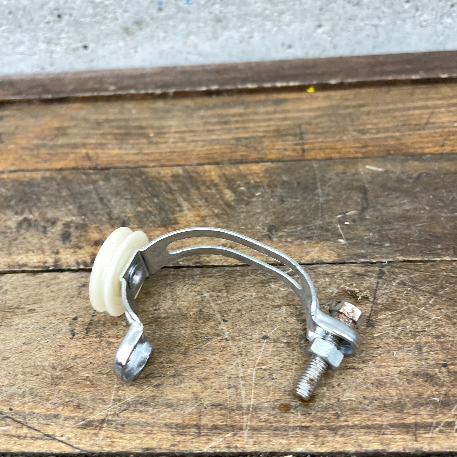 Vintage Suntour Downtube Cable Guide Pulley Clamp On 28.6 mm Road Bike C5