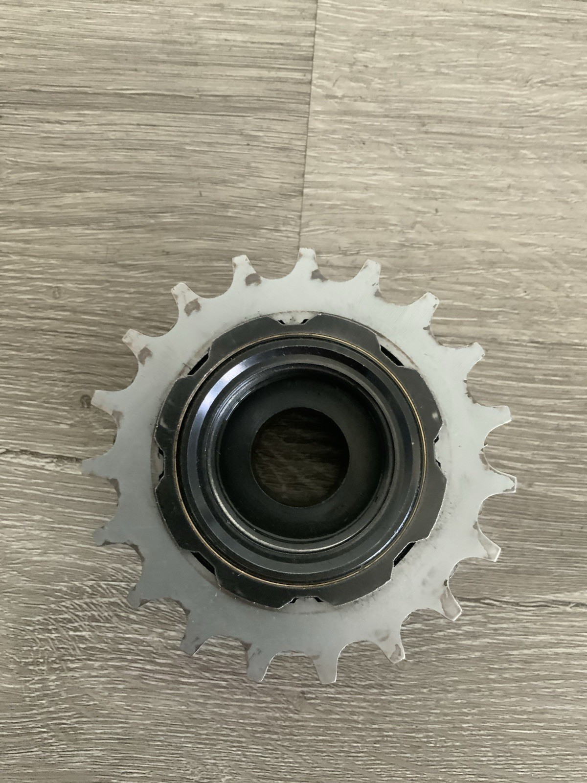 SUNTOUR WINNER PRO FREEWHEEL 7 SPEED 12-19 TOOTH BRITISH THREADING