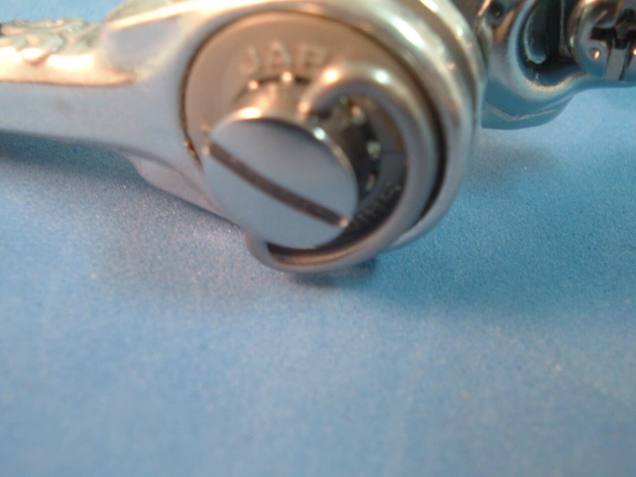 Shimano 600 EX Arabesque Road Shifters NEW / NOS -Vintage- 2×5/6/7/8-Spd- Mint+