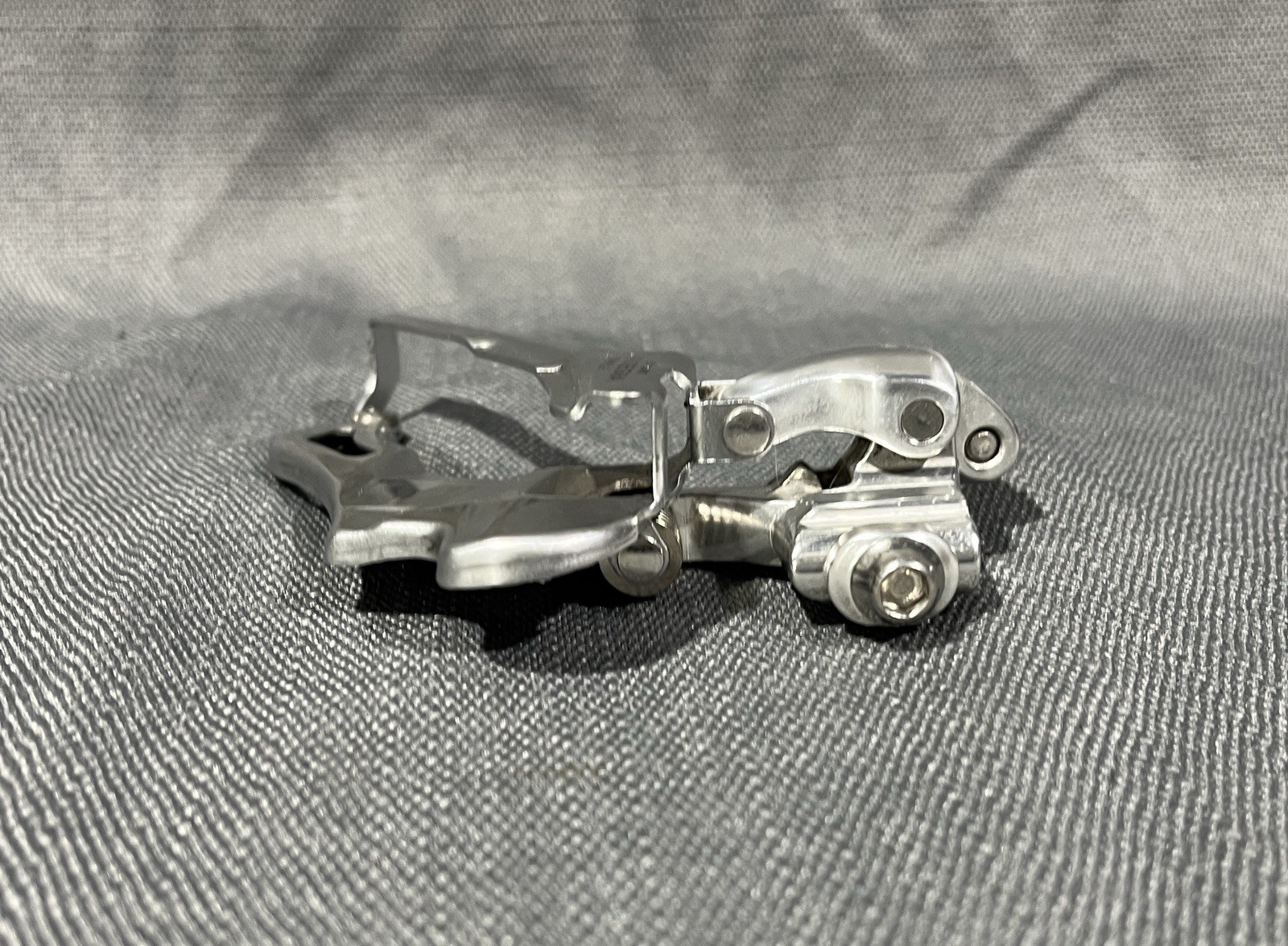 Shimano Ultegra Triple FD-6603 Front Derailleur Road 3 x 10 Braze-On Bottom Pull
