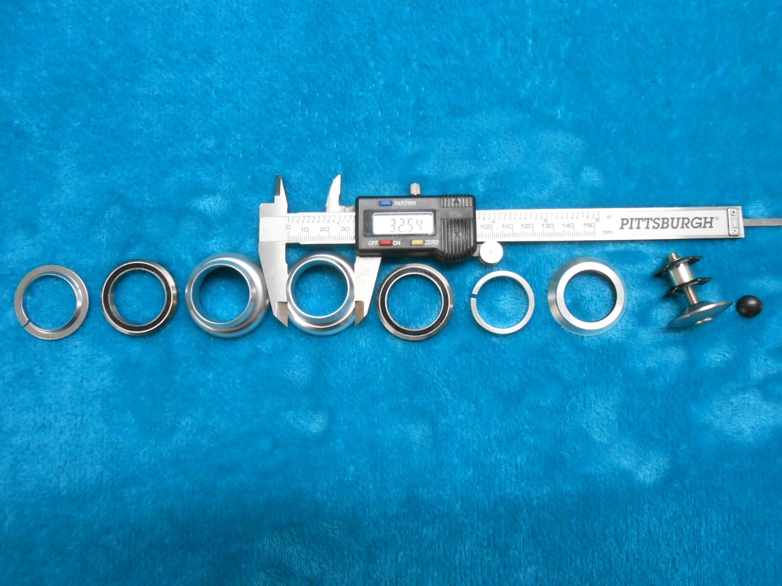 1″ Threadless Headset 22.2mm X 32.5mm X 27mm Sealed Bearing Alloy Silver Schwinn