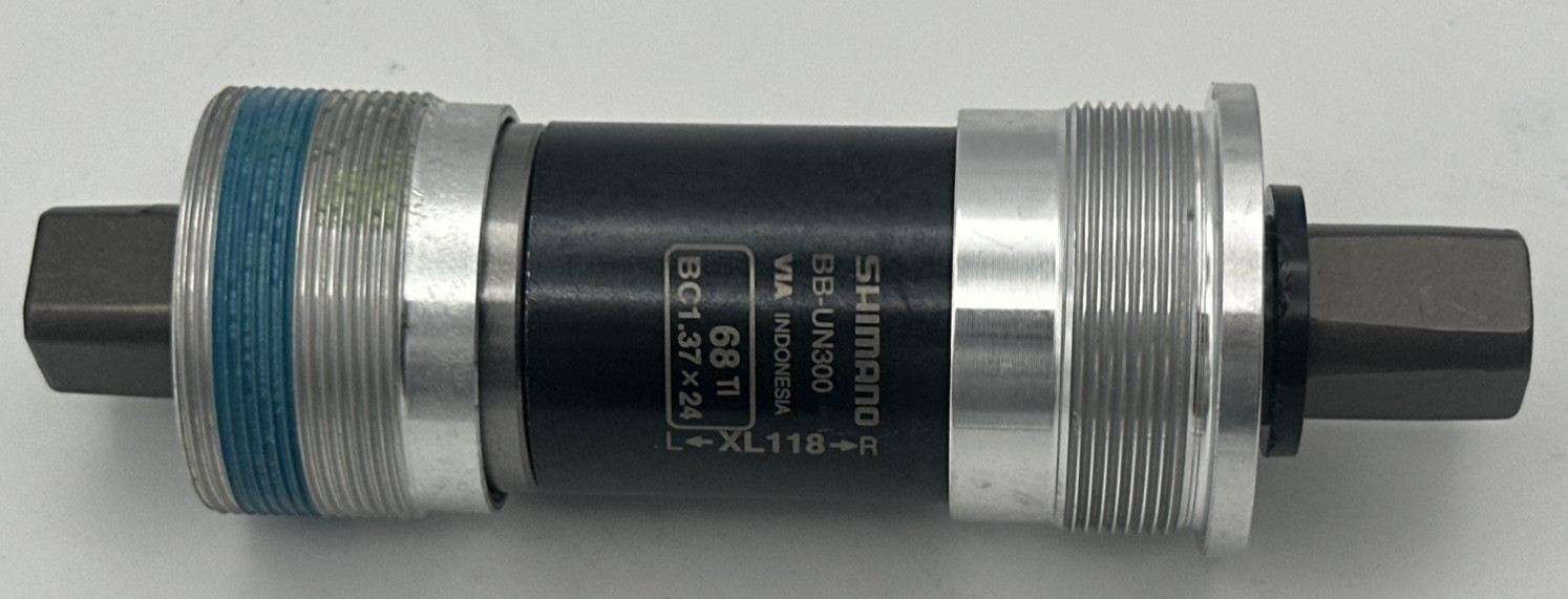 Shimano EBBUN300B18X Bottom Bracket – Silver
