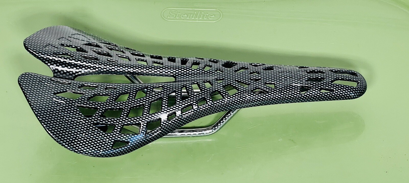 Spyder Pro Design Racing composite ultralight road / MTB Bike Saddle 185 grams