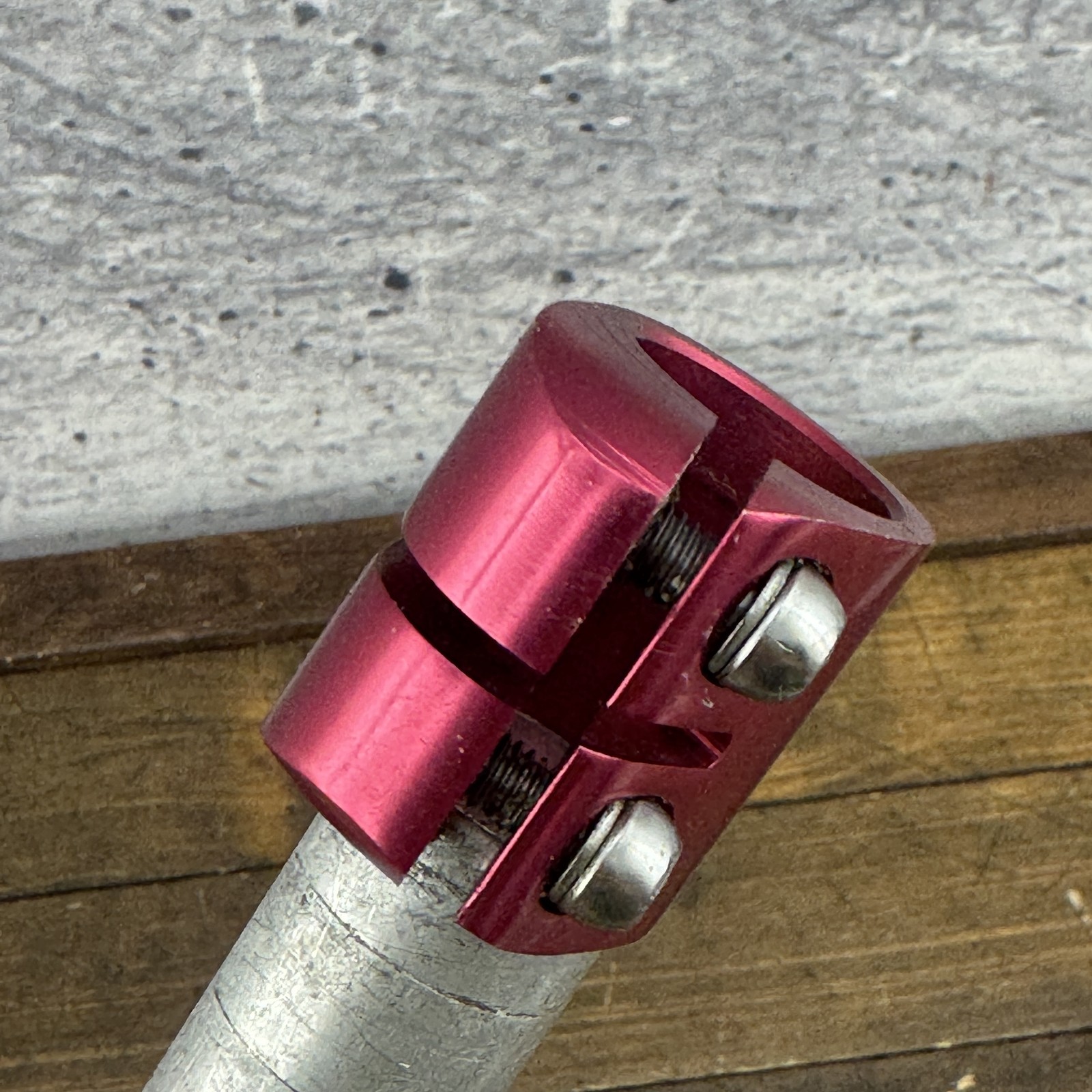 Red Aluminum Double Bolt Clamp BMX Scooter 25.4 45g Fits Vintage GT DB