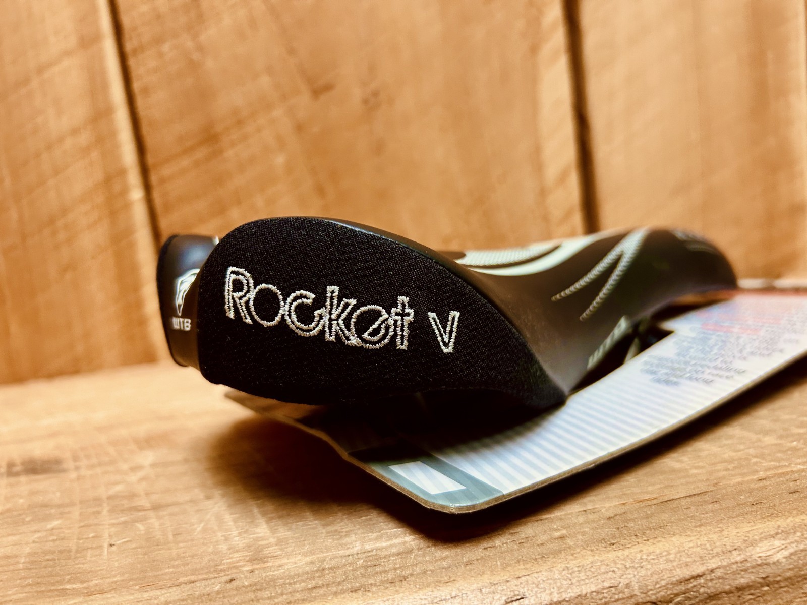 NEW WTB Rocket V Saddle Narrow x Mid-Length (127mm x 258mm)