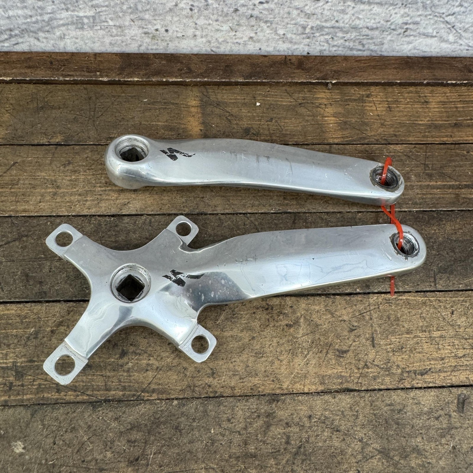 Specialized Crankset 175mm Square Taper 104 BCD Silver 90s MTB Forged Arms