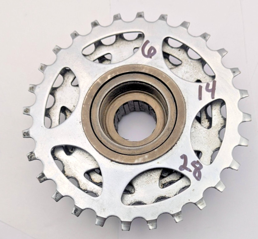 SHIMANO INDEX SIS JAPAN 6 Speed Freewheel 14 TOOTH 28 TOOTH MF-Z012 SILVER