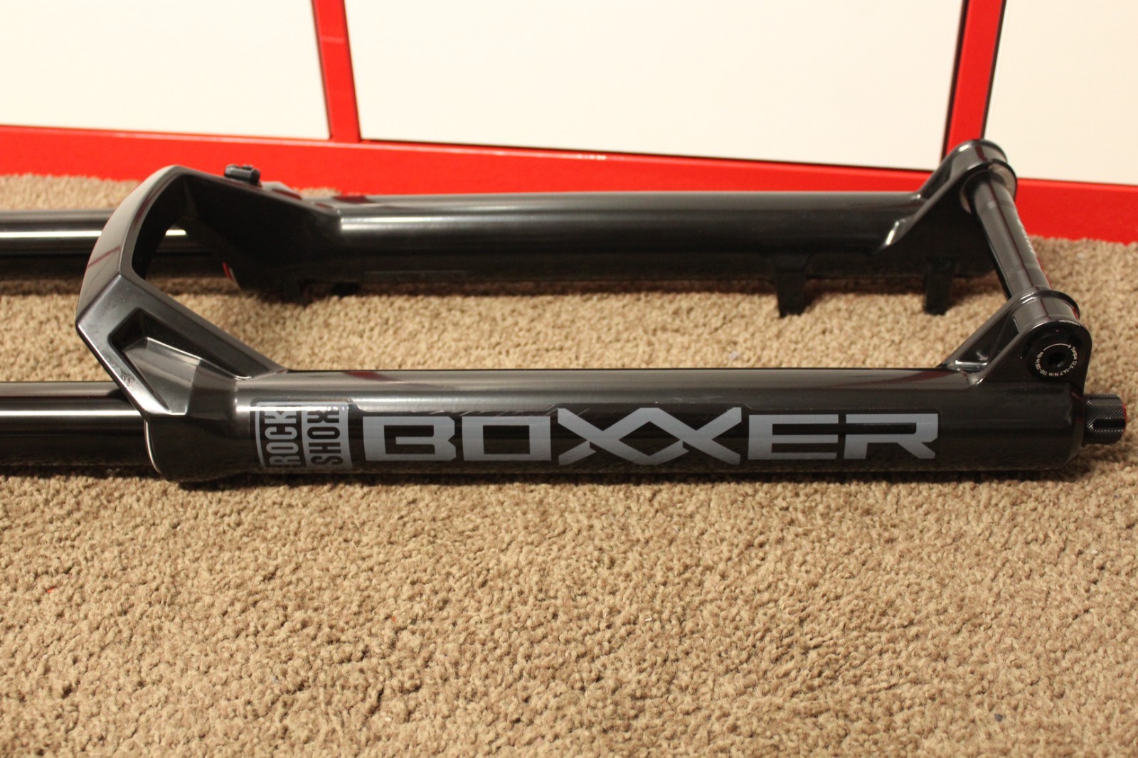 NEW RockShox BoXXer Suspension Fork 29″ 200mm 20x110mm DH Downhill Straight MTB