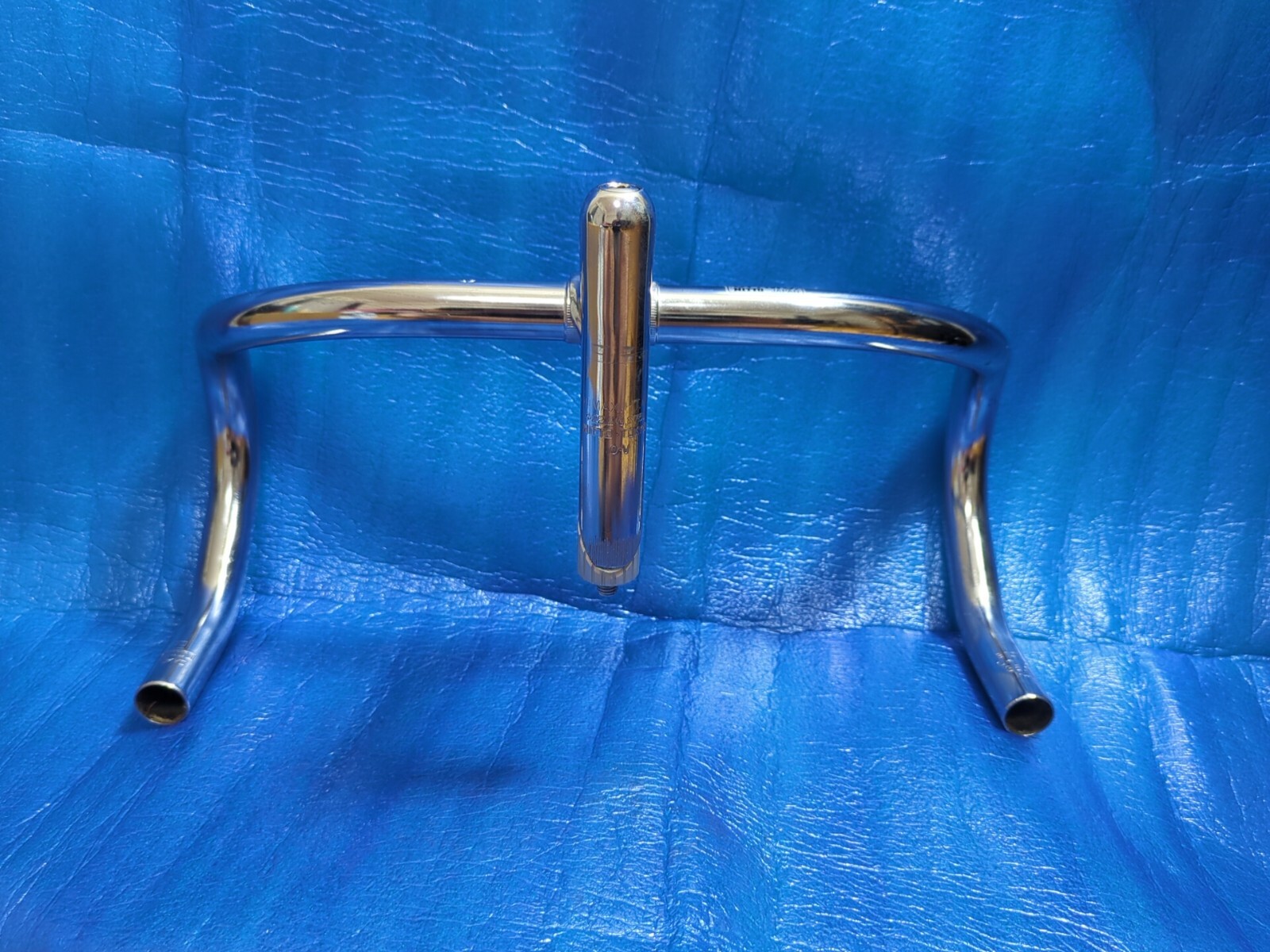 Nitto B127 CrMo 370mm NJS Handlebar + Nitto Jaguar 110mm 58 Degree Steel Stem