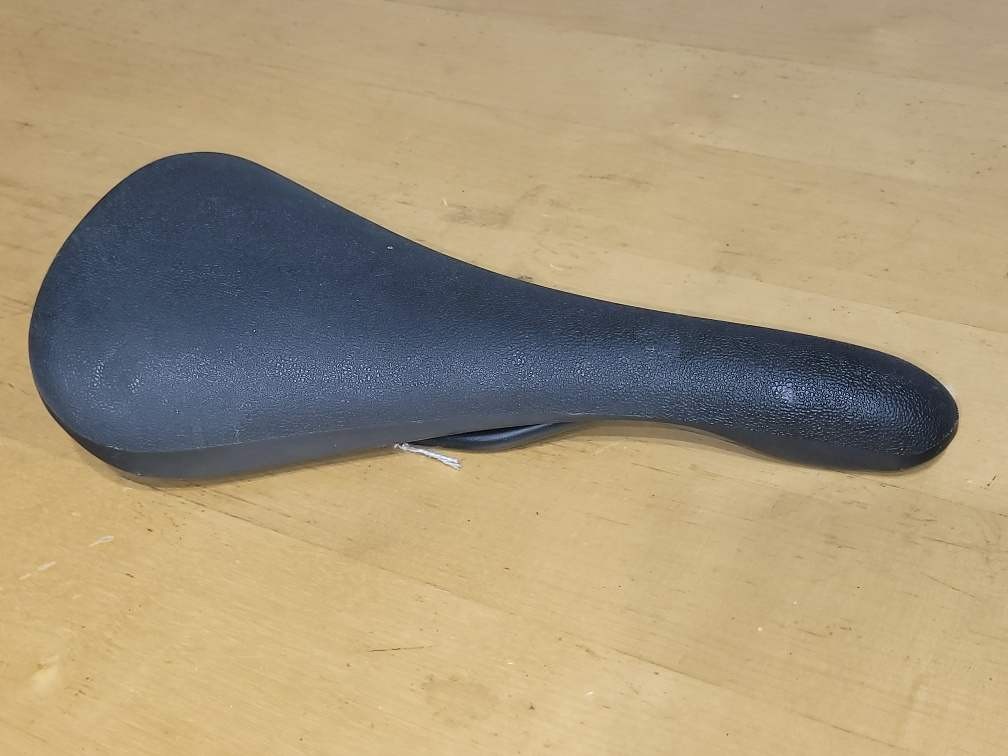 GT Flite Racing Composite Acrylic BMX Seat Saddle Old Mid School Bicycle NOS