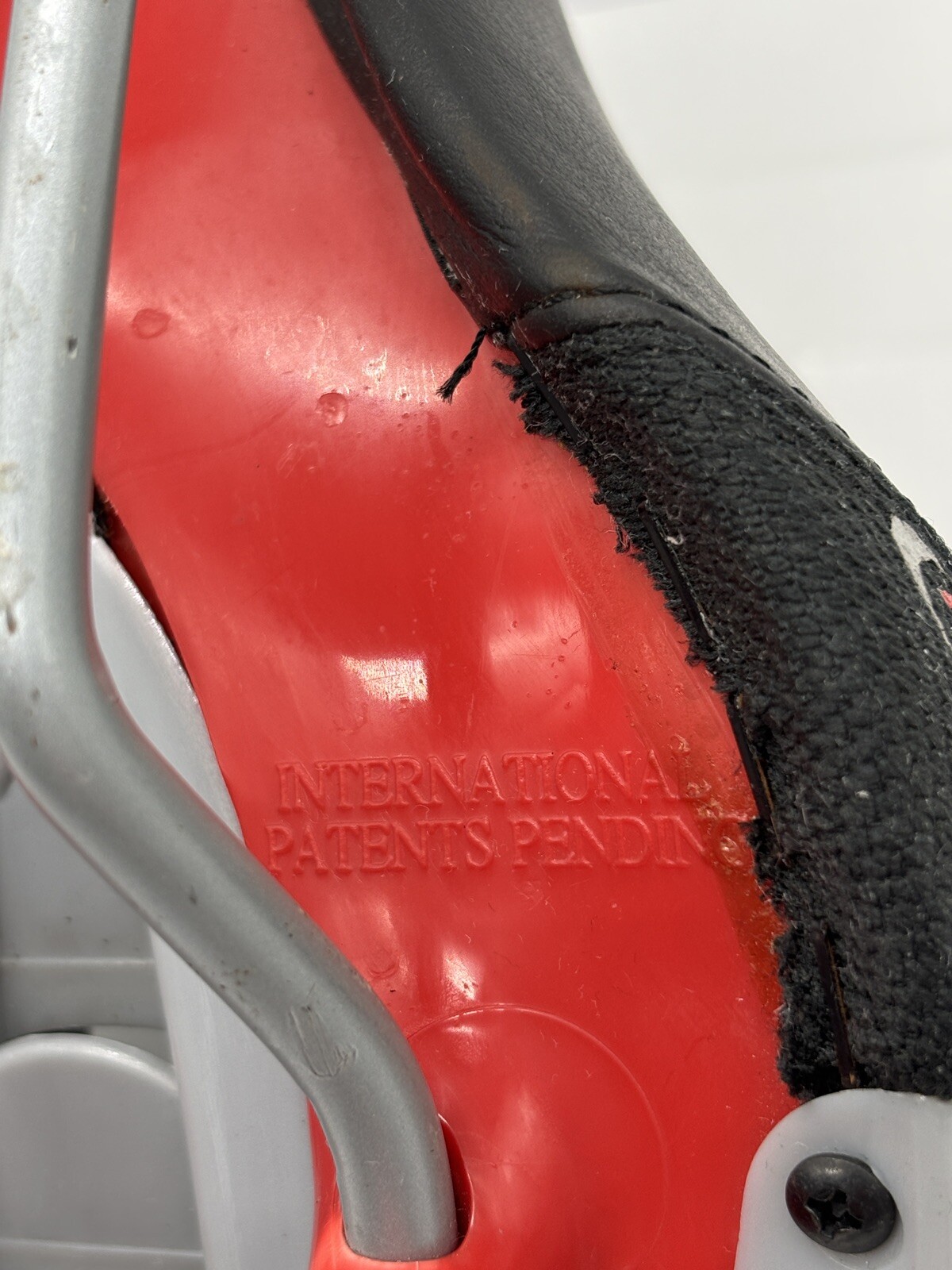 Specialized Body Geometry Bicycle Saddle Seat 140mm, 280mm long, 400g /14 oz.