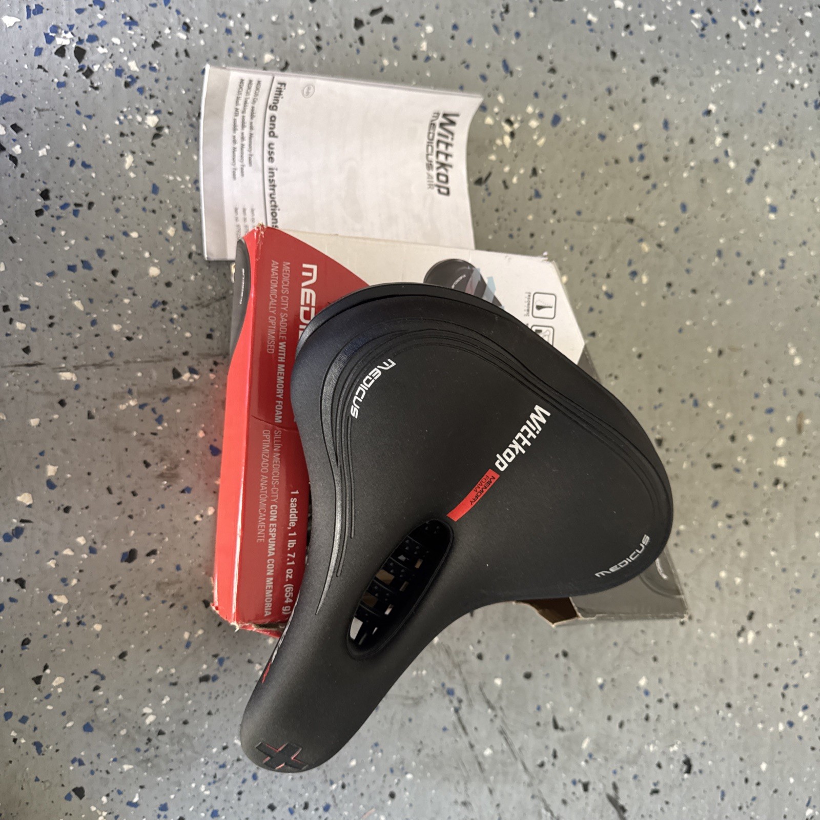Wittkop Medicus Air 97995413-1 Bicycle Seat Memory Foam Waterproof City Saddle