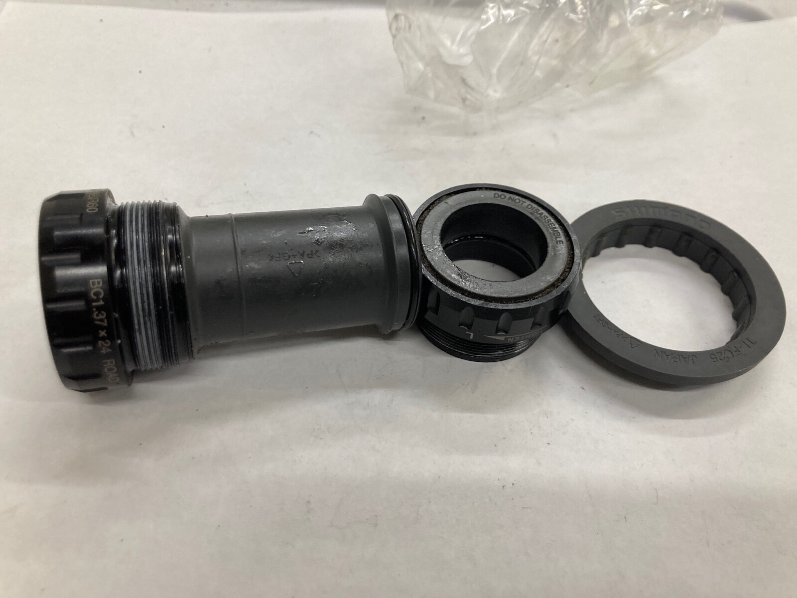 Shimano Road Bike Bottom Bracket SM-BBR60 73mm Hollowtech II