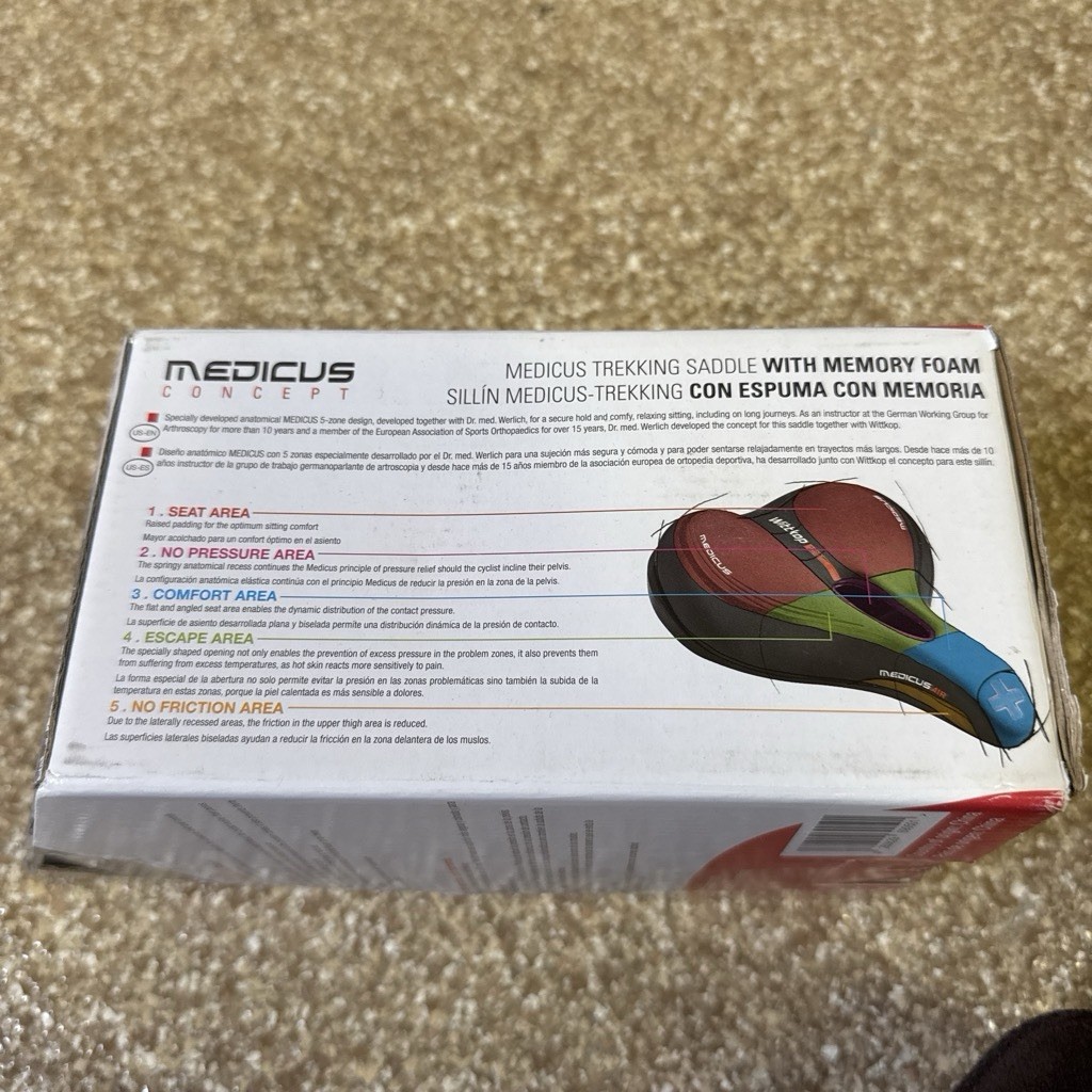 Wittkop Medicus Air Memory Foam Trekking/Sport Bike Saddle Seat, Black