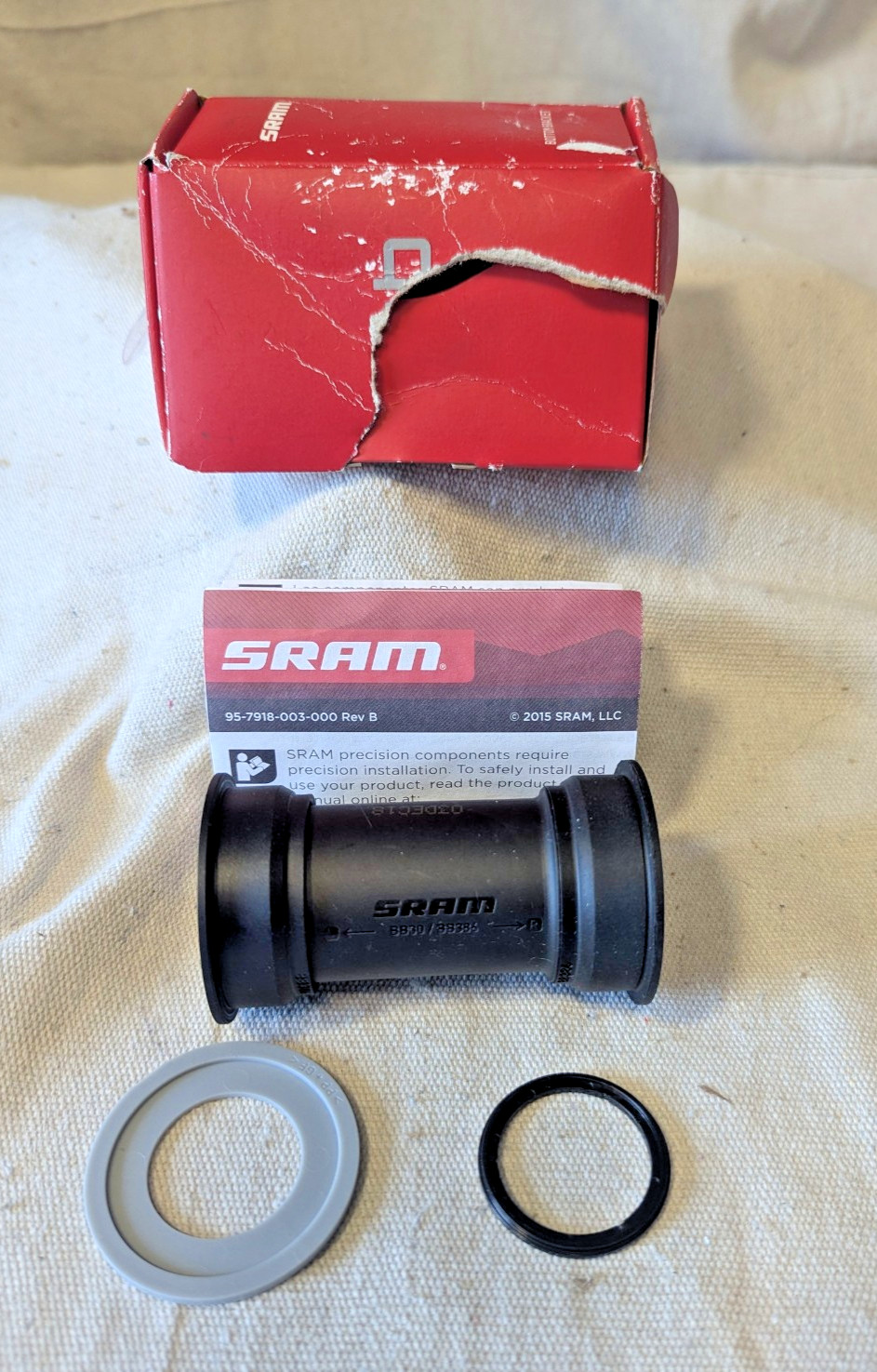 SRAM DUB Sealed Cartridge Bearings PressFit BB386 86mm Road Bottom Bracket