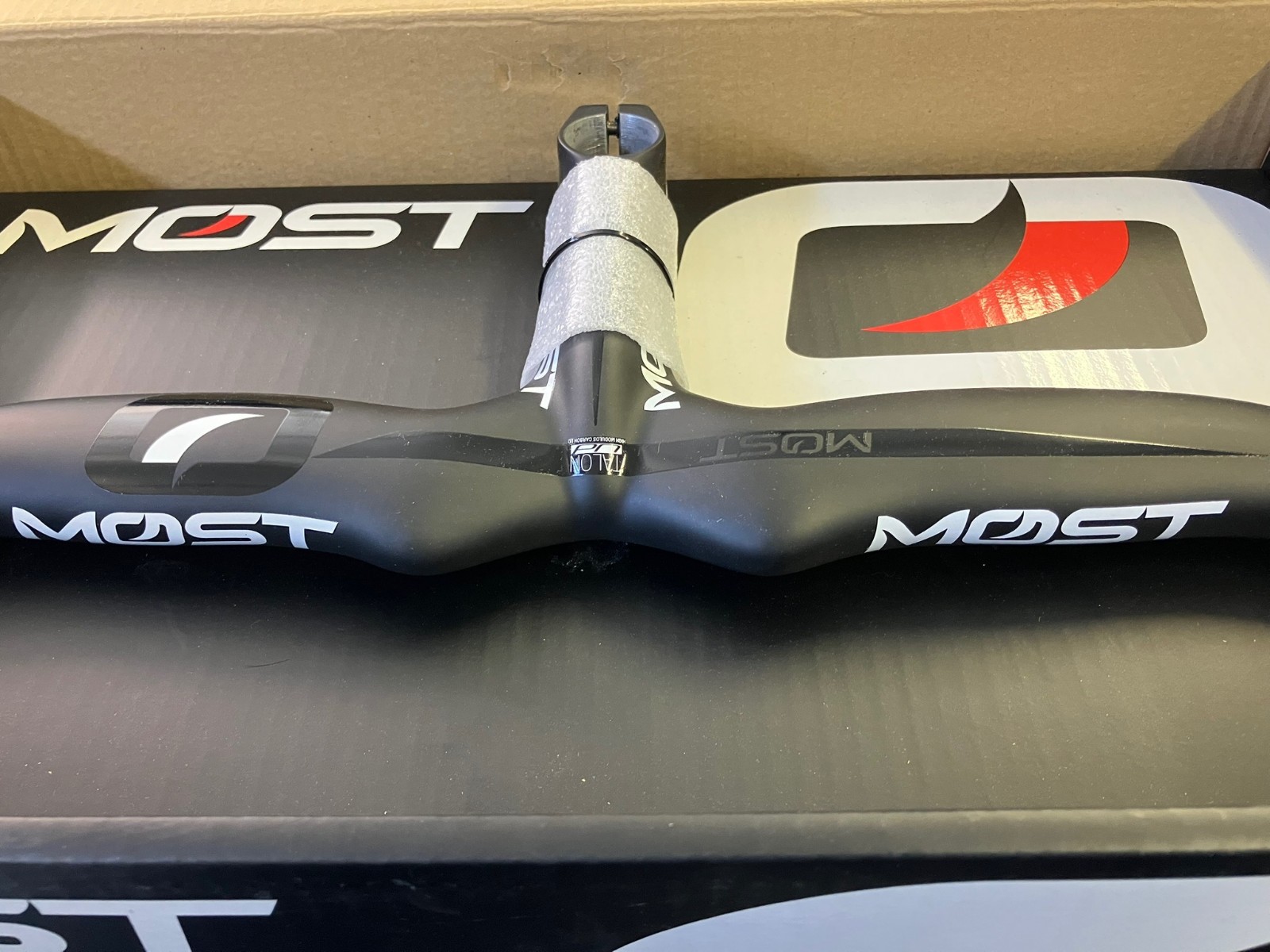 Pinarello – MOST Talon Carbon UD Matte Black Integrated Bars 44/120