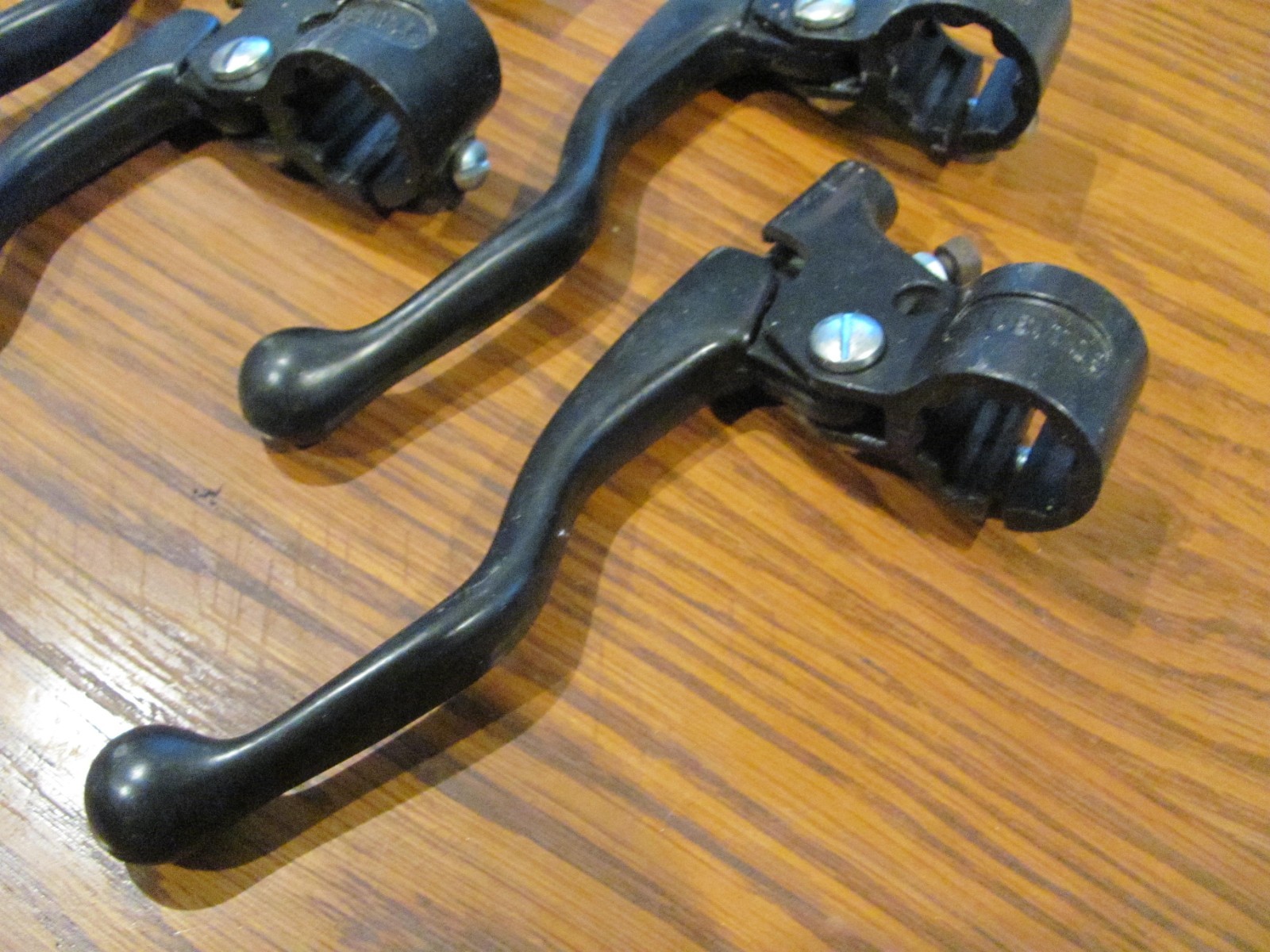 Lusito 7″ Black Aluminum Brake Lever Handle Type Polished – Set of 2