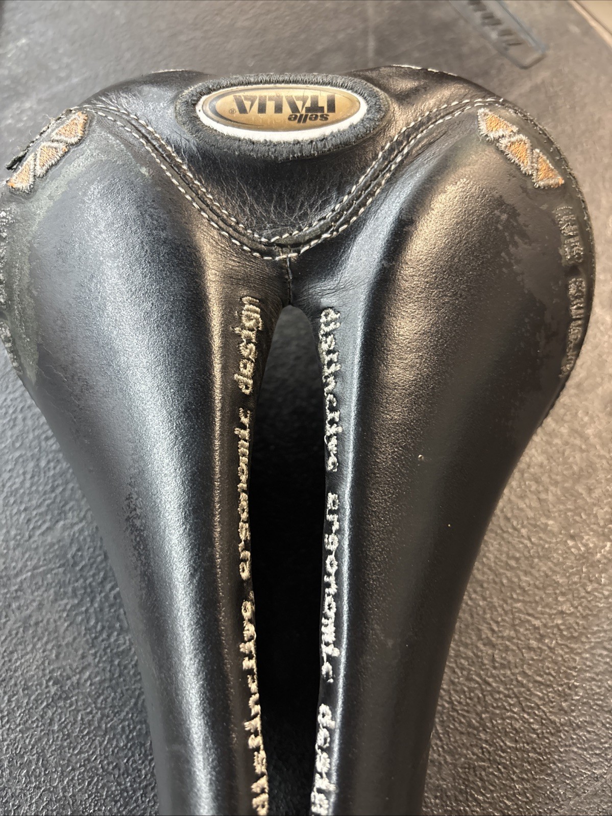 Selle Italia Max Gel Flow Saddle BLACK Made in ITALY 152×278 √ VINTAGE USED