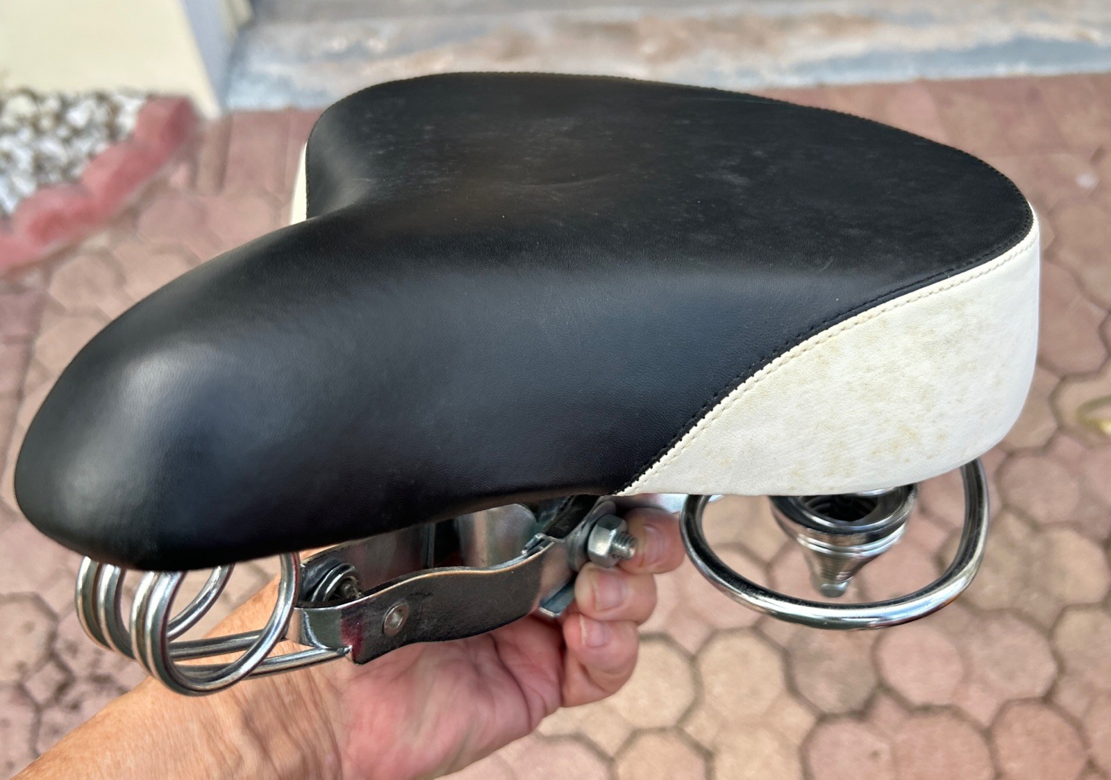 Retro Beach Cruiser Bike Seat White Black Wide Comfort Saddle Crash Rail