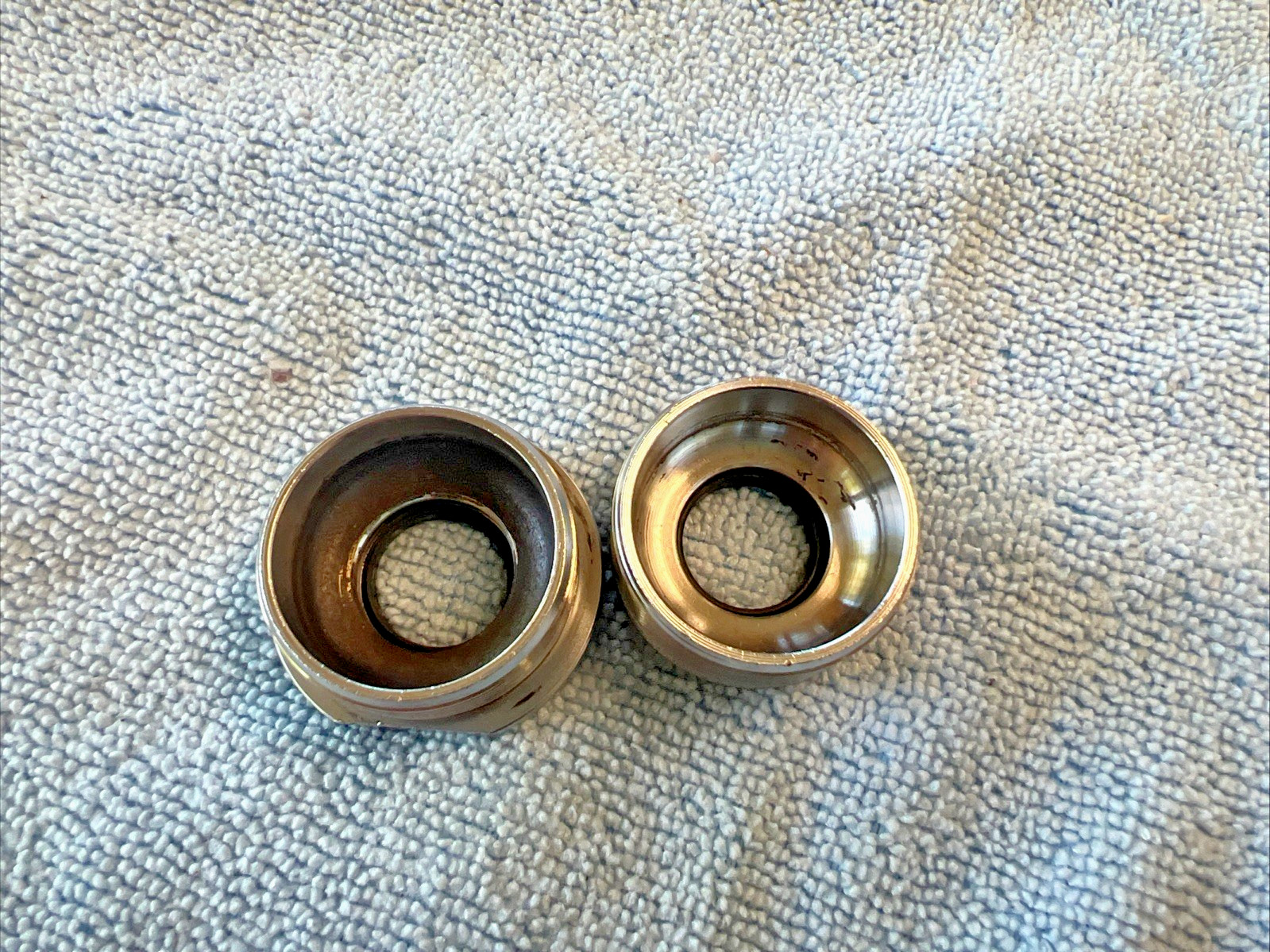 Shimano Deore XT BB-M730 Bottom Bracket – 68 x 122.5MM BSA English
