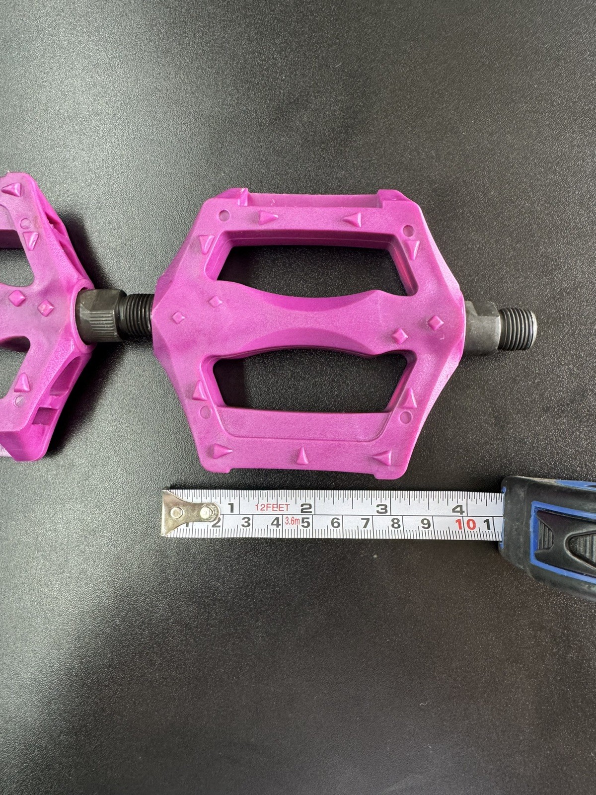 Resin Body Pedals 9/16″ PURPLE