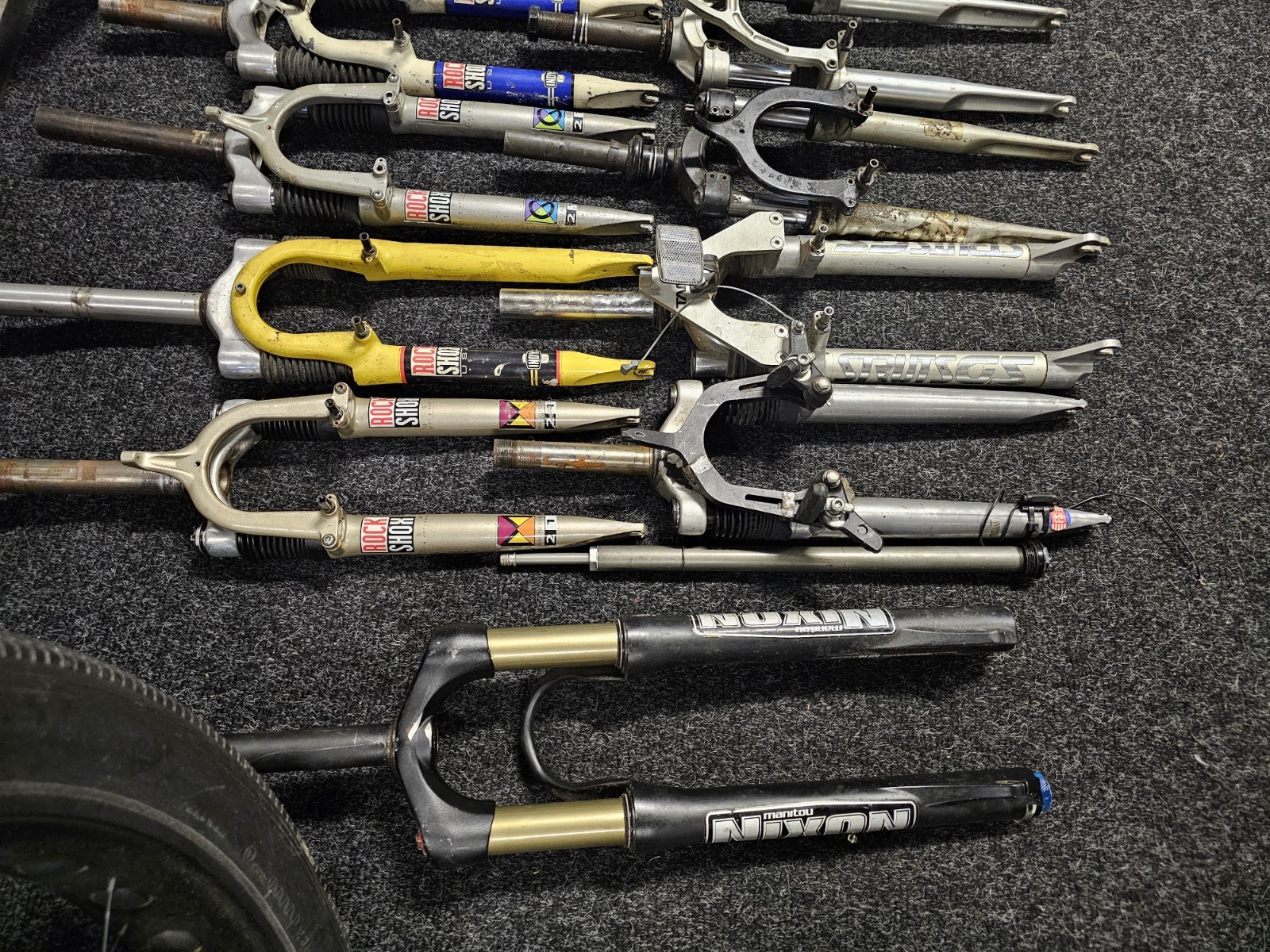Vintage Suspension Forks, 26″ ROCKSHOX, Manitou, Specialized, RST. Etc