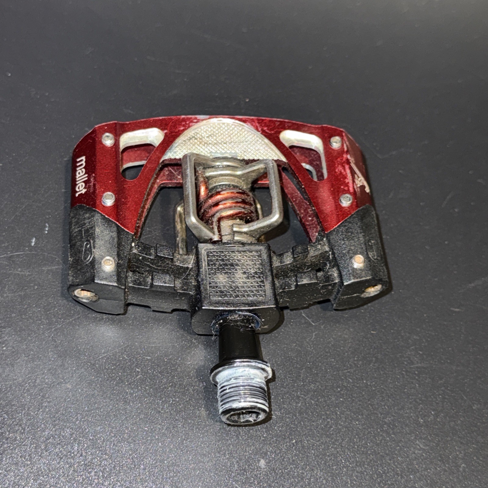 Crankbrothers Mallet-3 9/16 in Clipless Pedal – Black/Red