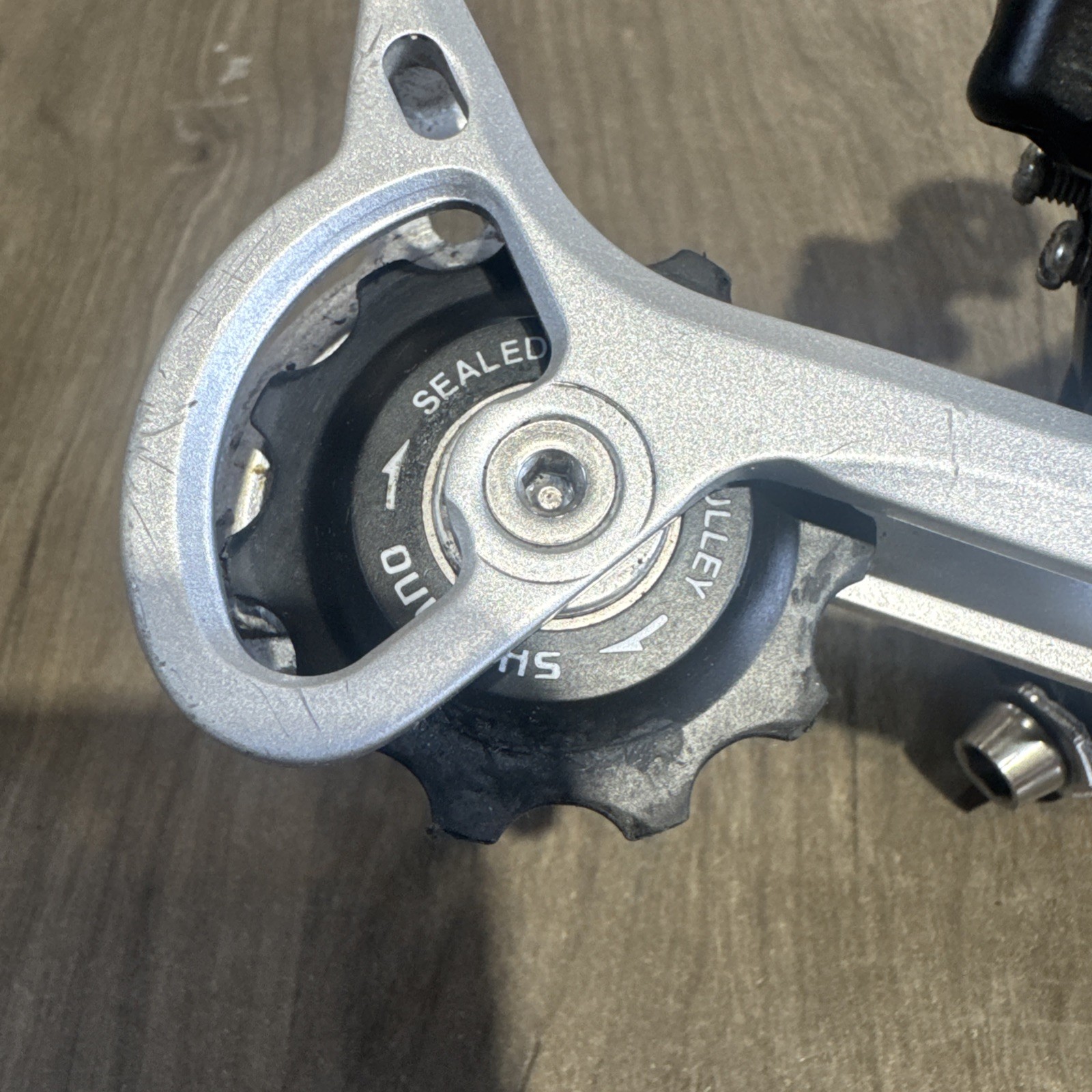 Shimano Deore XT RD-M772 Shadow Rear Derailleur Long Cage SGS 9-Speed MTB
