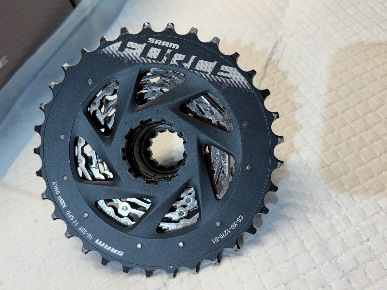 SRAM Force XG-1270-D1 12-Speed Road Cassette 10-33T XDR Driver