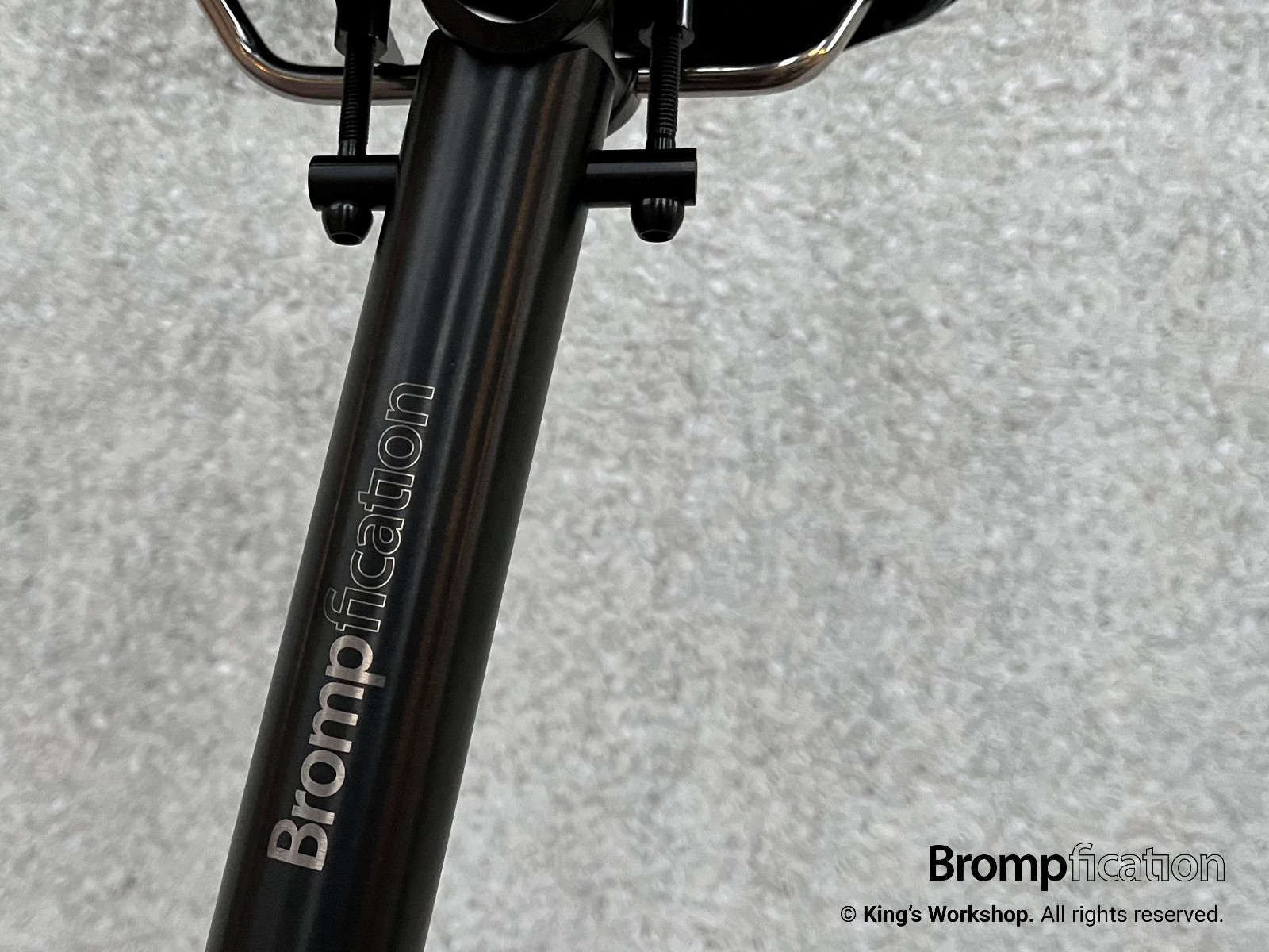 Brompfication Titanium Seatpost (Black edition) for BROMPTON (⌀ 31.8 / L 520mm)