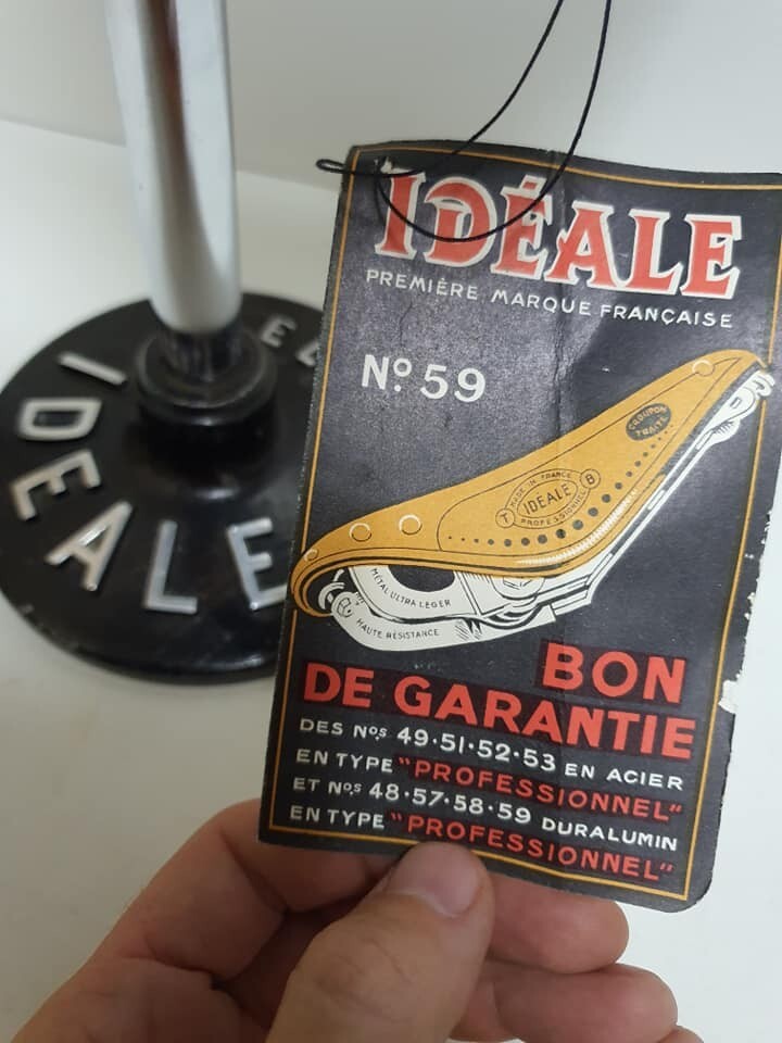 NOS IDEALE PROFESSIONNEL TB n°59 SADDLE SEAT MADE IN FRANCE VINTAGE 686gr