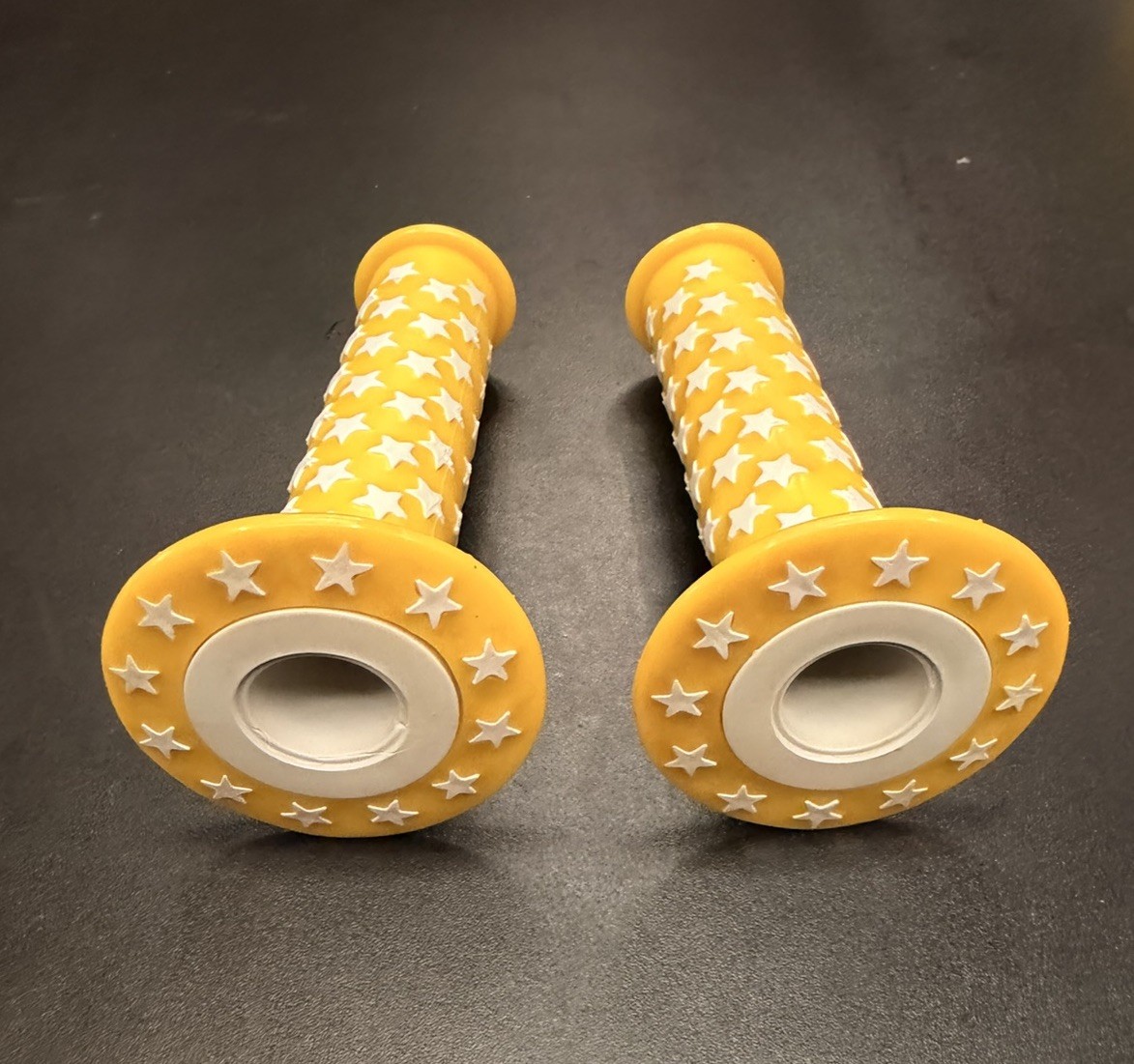 Yellow & White Checkered Star Bicycle/Bmx Handlebar grips 120mm