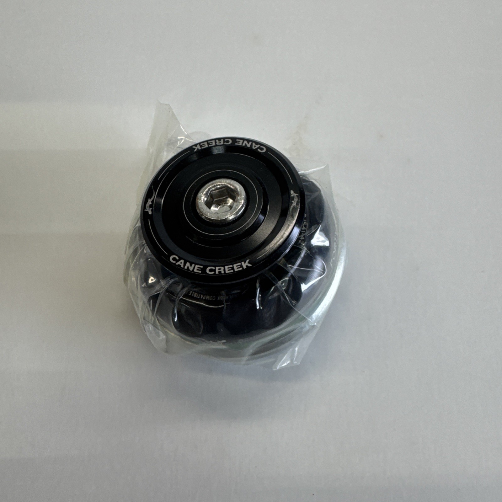 Cane Creek 40 IS42/28.6 IS52/40 Short Cover Headset, Black