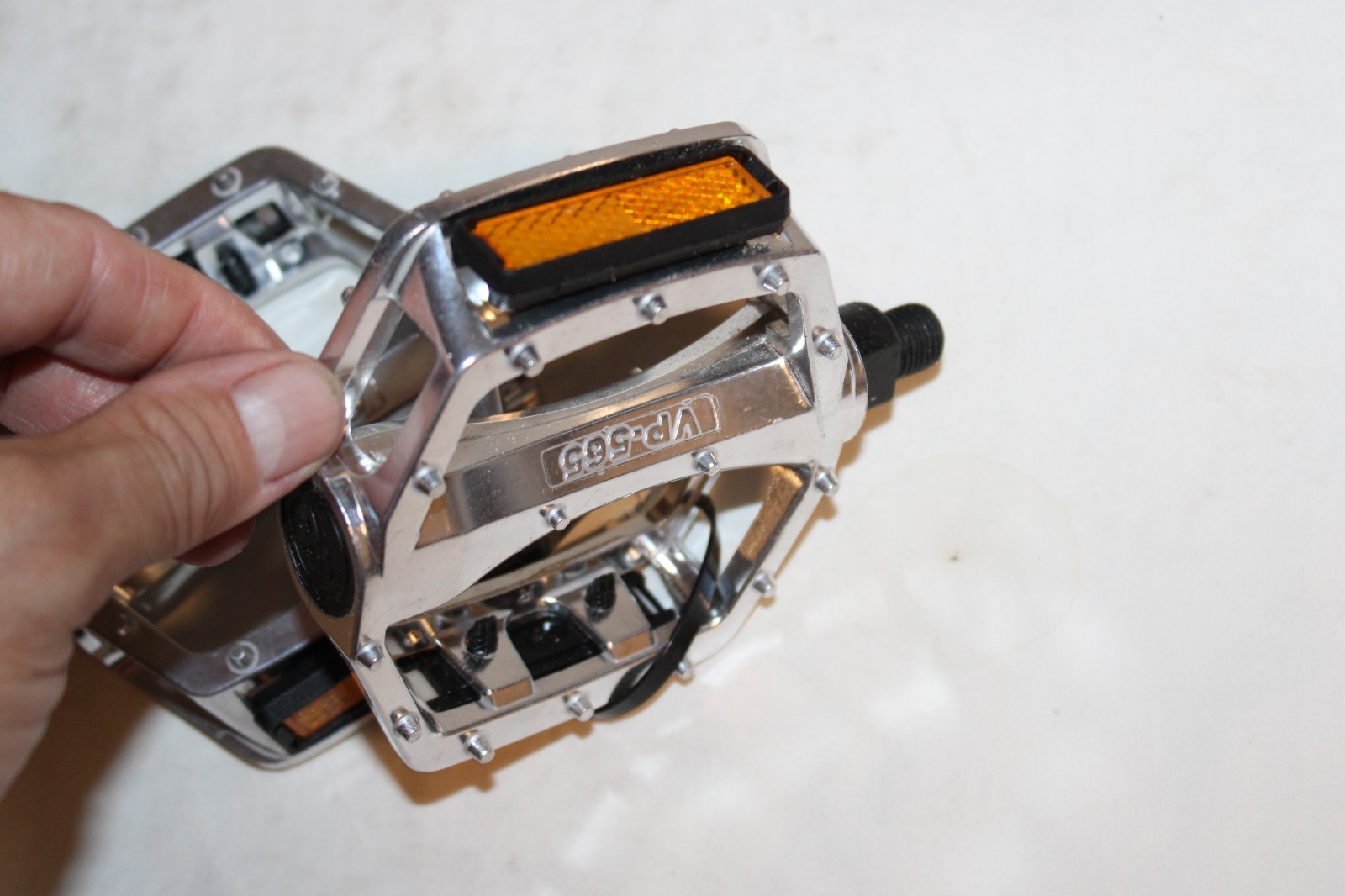 Alta VP-565 Bicycle Alloy Pedals Chrome 1/2″ Thread
