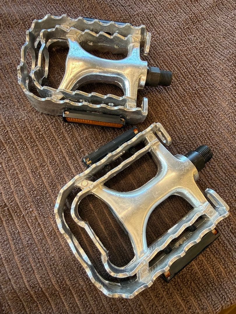 CRUPI Flat Pedal Silver Kuruppi Style New Unused Reflector Removable