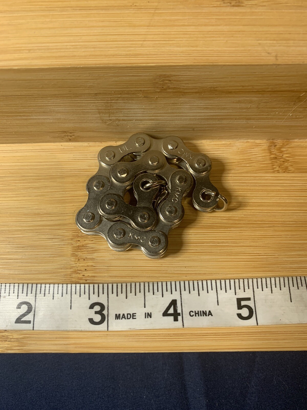 Z1 Wide EPT Chain Keychain KMC ZI Wide EPT Chain Single Speed