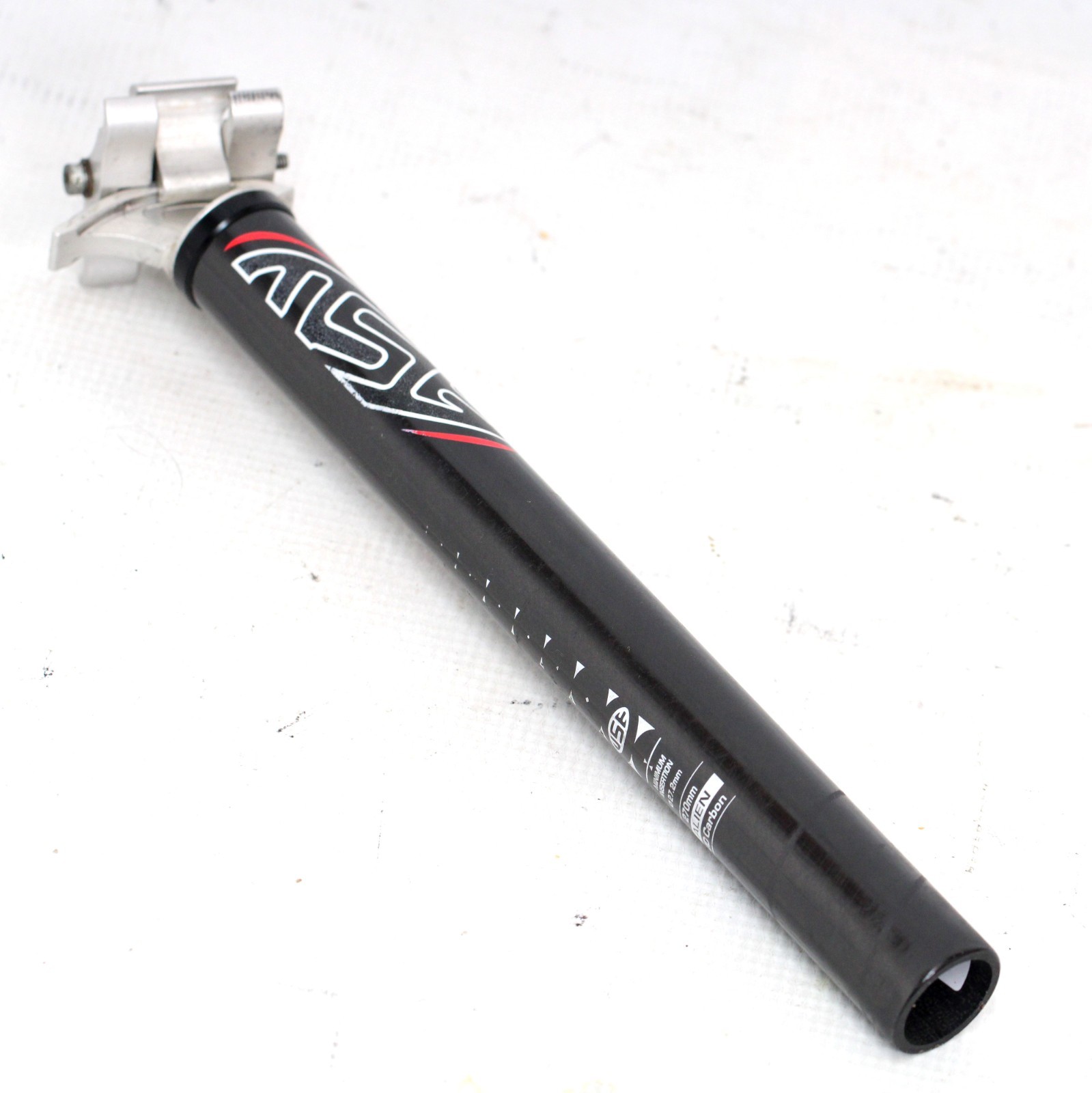 USE ALIEN CARBON SEATPOST 27.2mm 153g 270mm Length Black