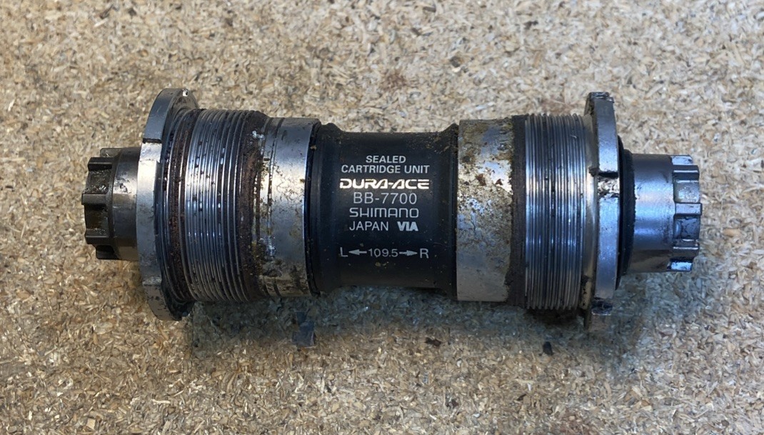 Shimano Dura-Ace bottom bracket BB-7700, ITA. 109.5, 36×24- Good Used Condition