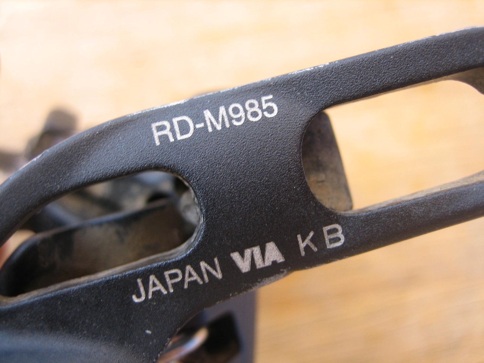 Broken Shimano XTR RD-M985 Rear Derailleur For Parts Harvesting