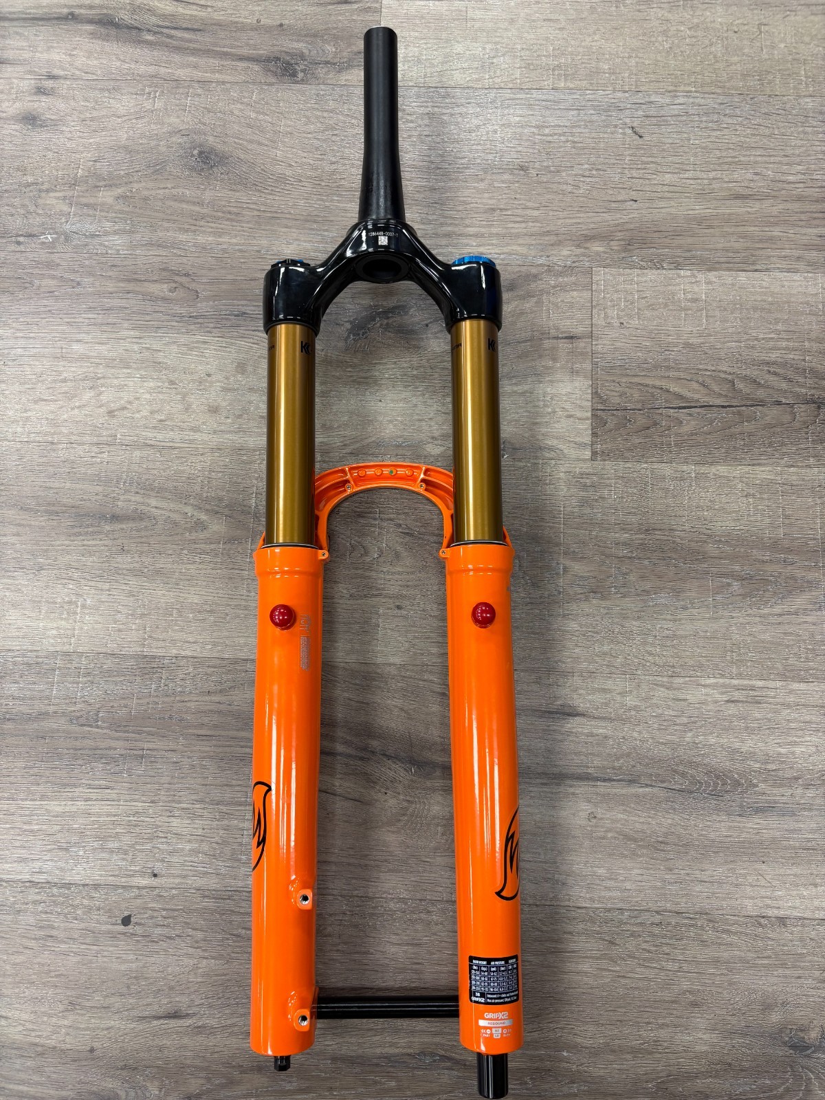 2027 FACTORY 38 FOX FLOAT 29 170 – Shiny Orange, 44mm Rake Shiny Blk