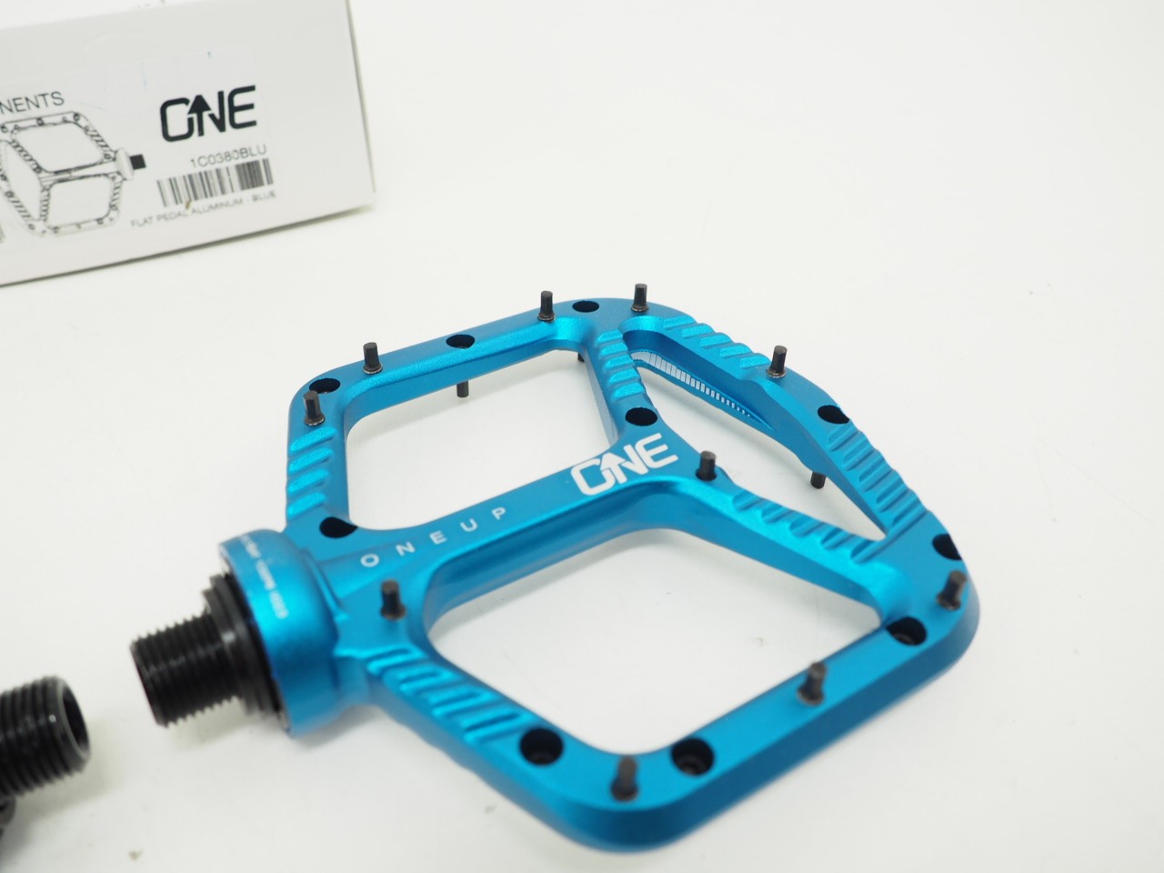 New! OneUp Components Flat Aluminum MTB Bicycle Platform Pedal Blue