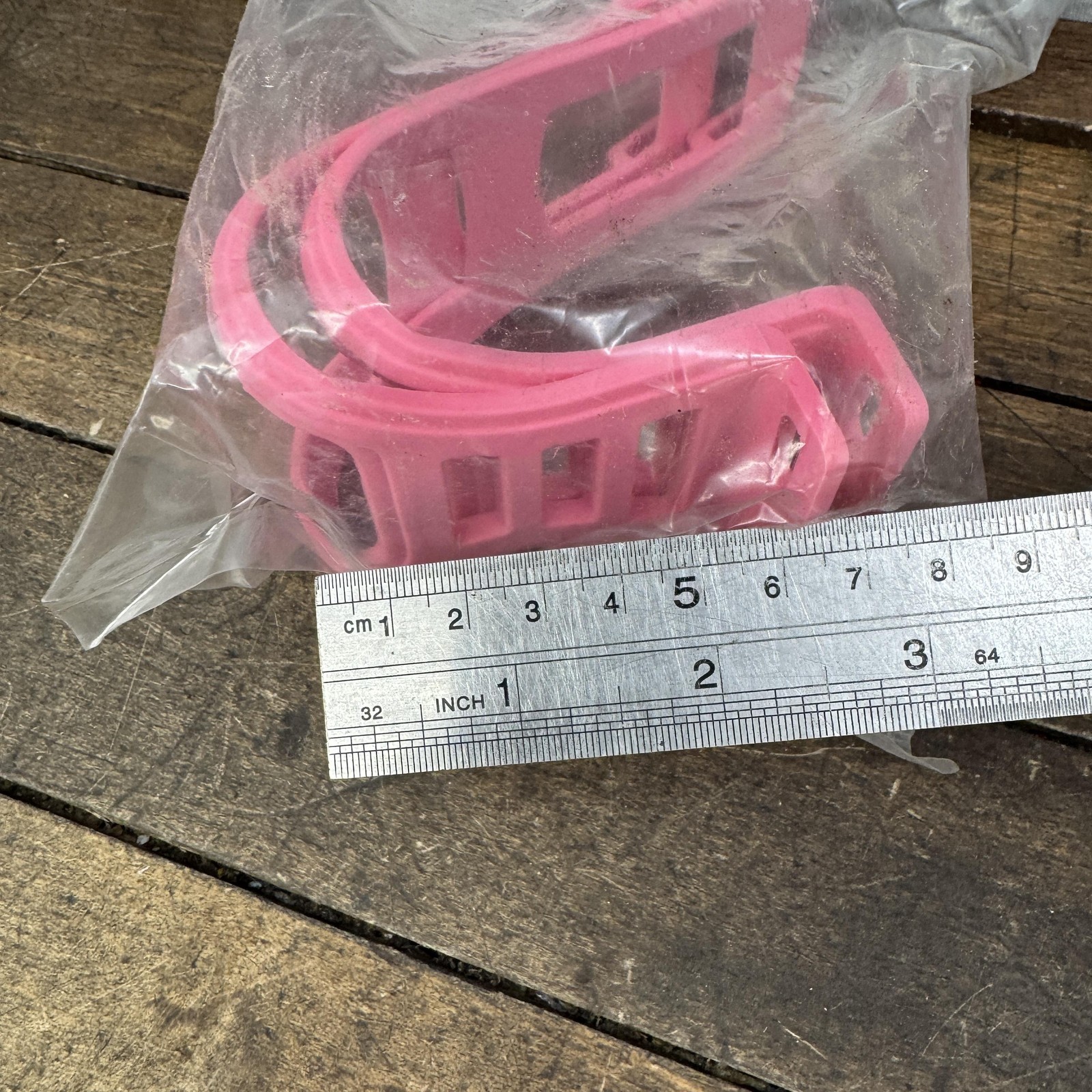 Vintage CatEye Toe Clips NOS TC-200 Pink NOS Composite Pair Japan Bike 80s