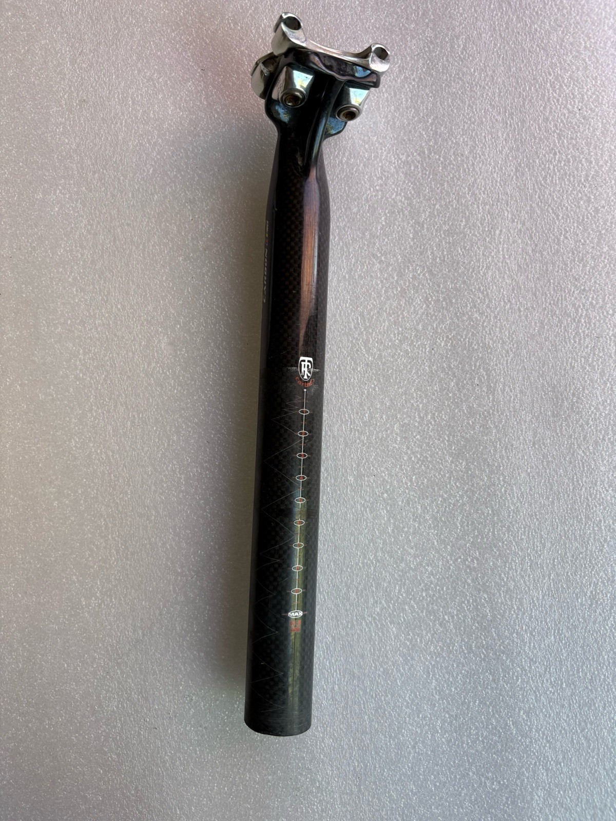 Ritchey HMF Carbon Seatpost 31.6mm Diameter. Weight 180g.
