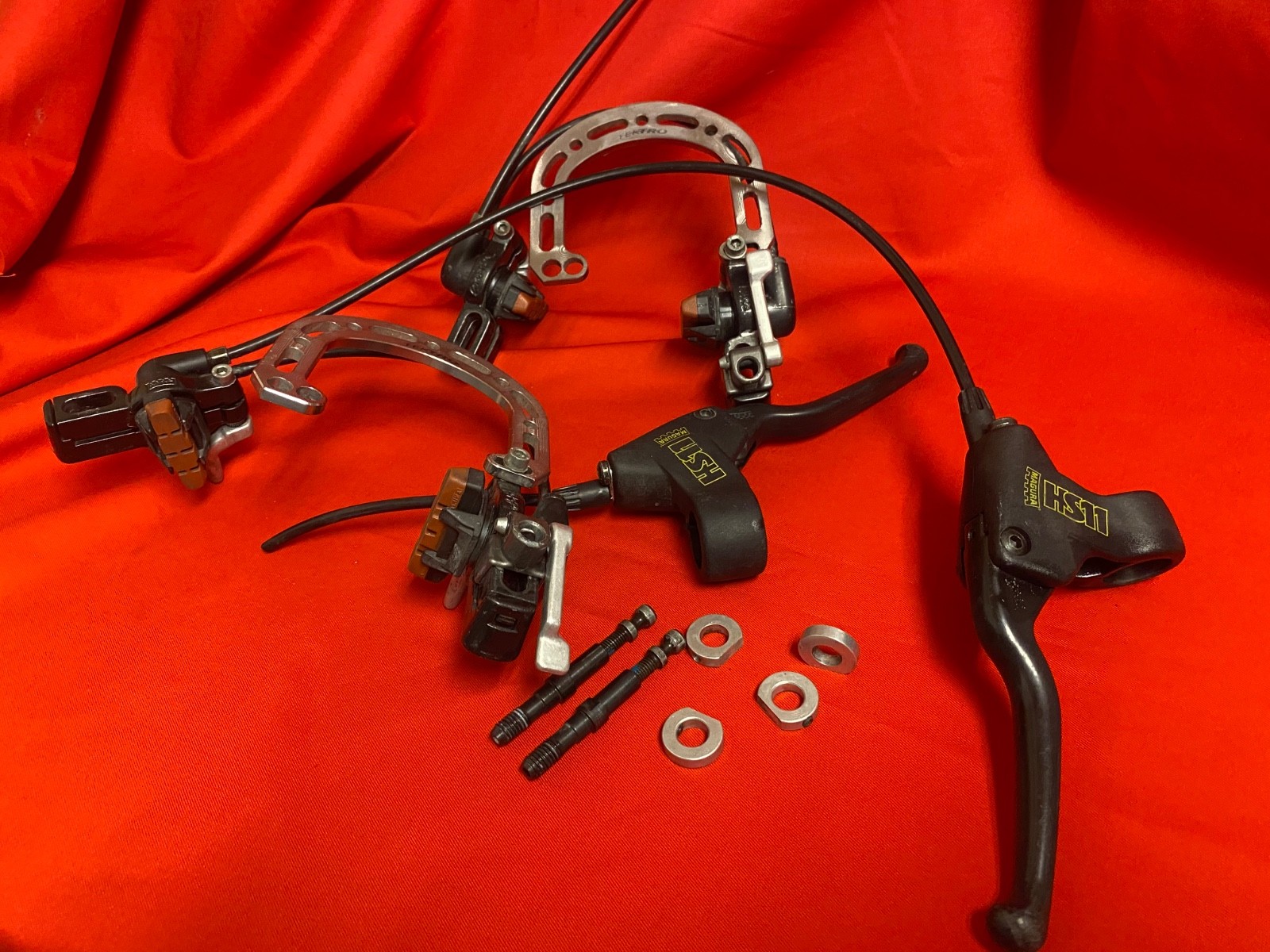 Magura HS11 Hydraulic Rim Brake Set Cantilever F&R + all hardwear